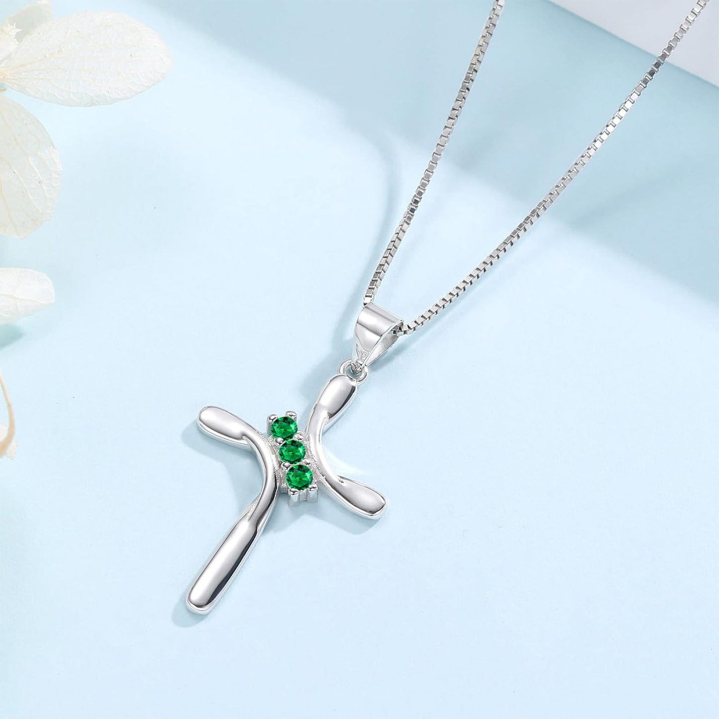 EVERU S925 Sterling Silver Cross Necklace for Women Birthstone Necklace with Cubic Zirconia 18K Gold Plated Cross Pendant Jewelry Ideal Gift Green Emerald May