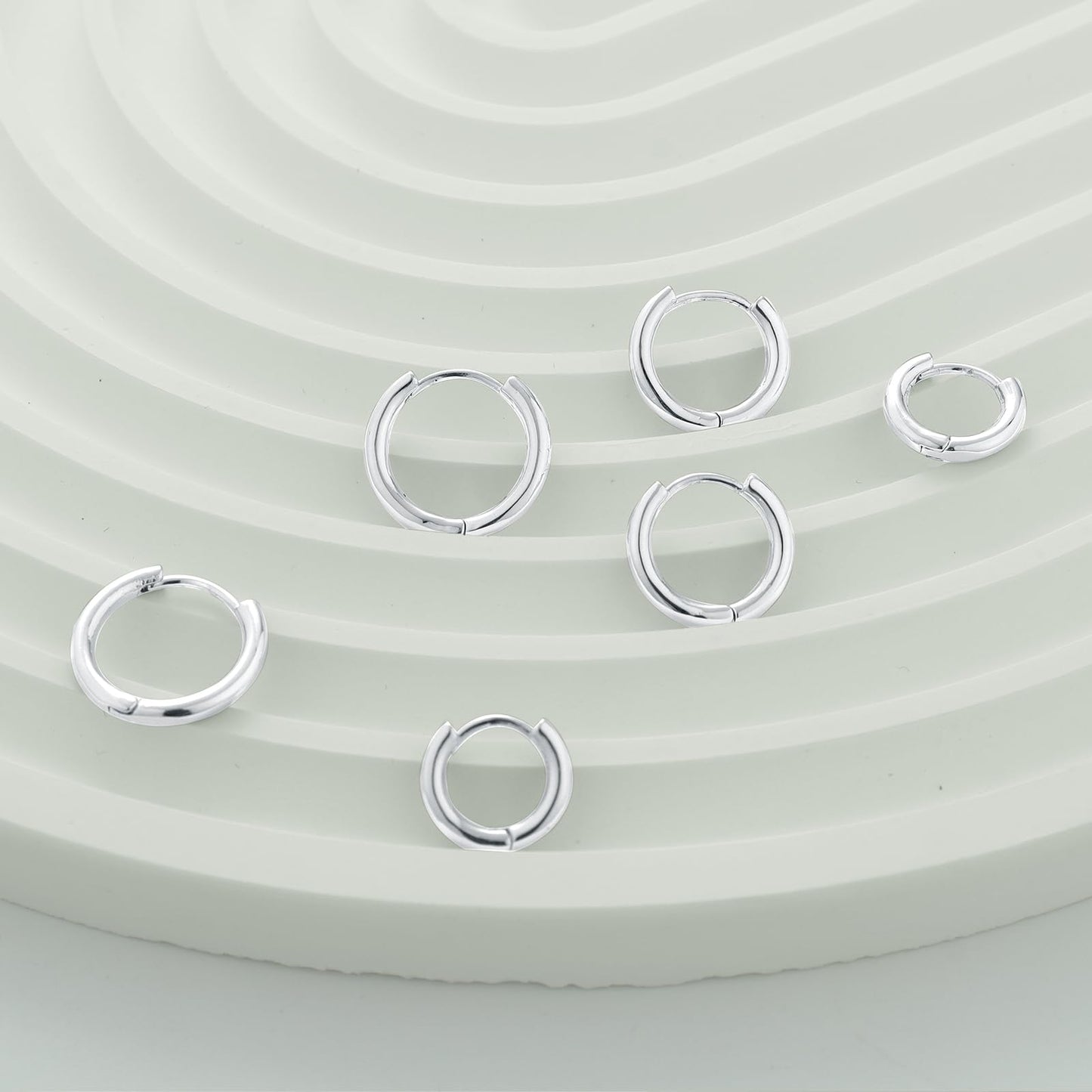 Gokeey Small Gold Huggie Hoop Earrings for Women 14K Gold Plated Lightweight Hoop Earrings Set for Women Hypoallergenic Earrings Gifts