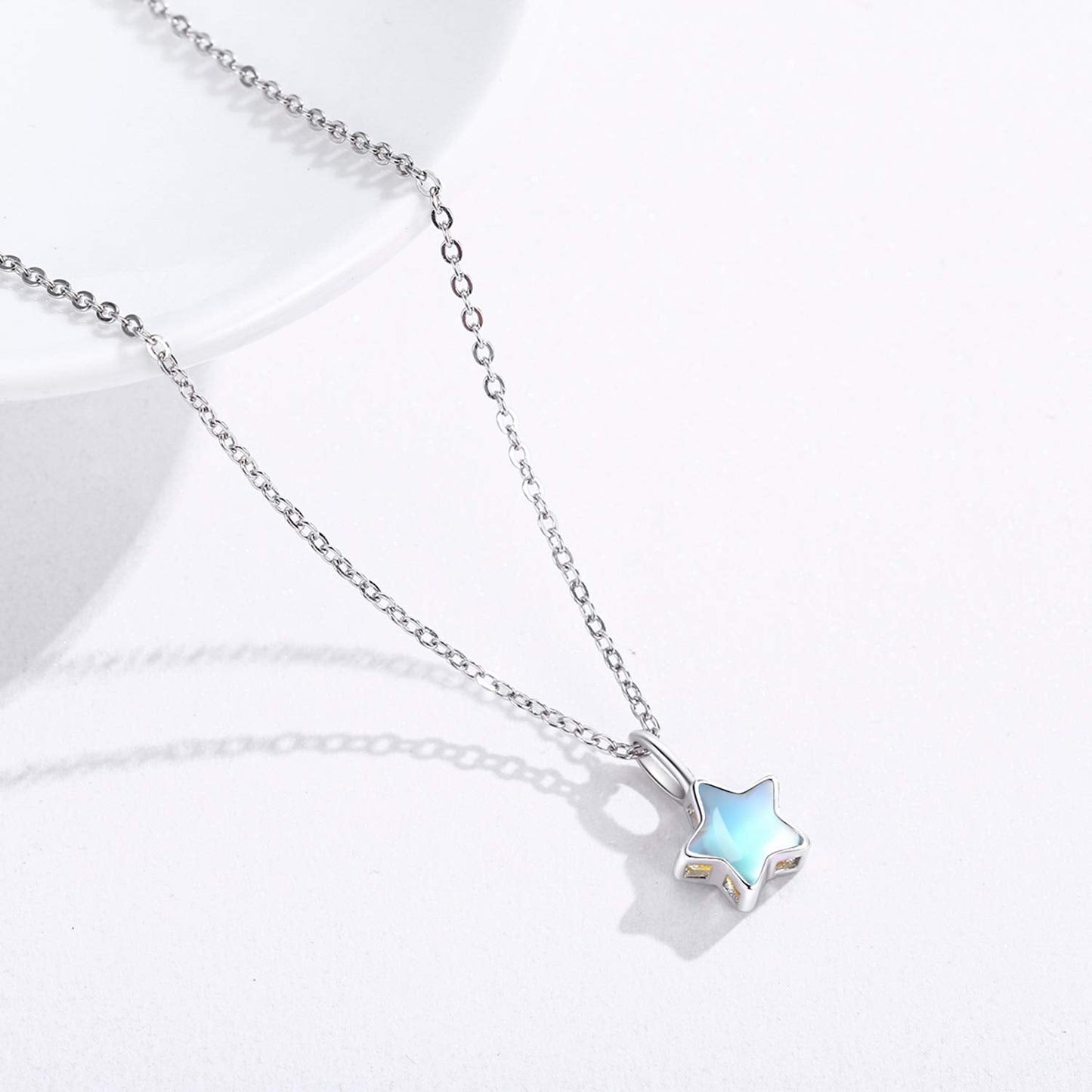 CUOKA MIRACLE Mothers Day Gift Moonstone Star Necklace 925 Sterling Silver Rainbow Moonstone Choker Pendant Celestial Jewelry for Women Hypoallergenic Gift Birthday