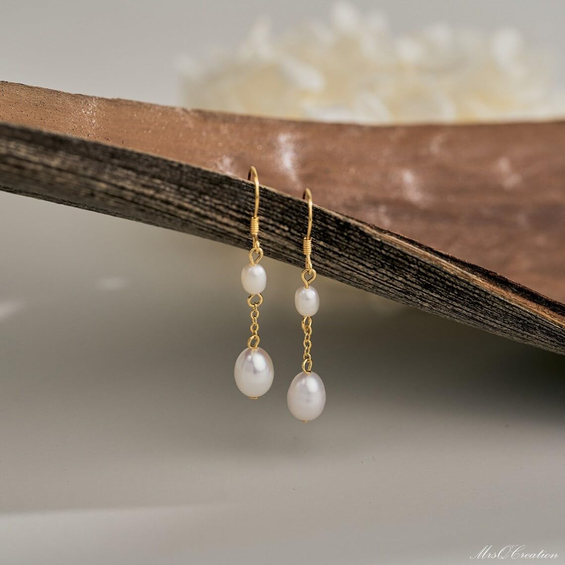 Pearl Earrings for Women 14K Gold Pearl Drop Dangle Earrings Handmade Pearl Earrings Hypoallergenic Lightweight Gold Pearls Jewelry for Women Bridesmaid Gifts