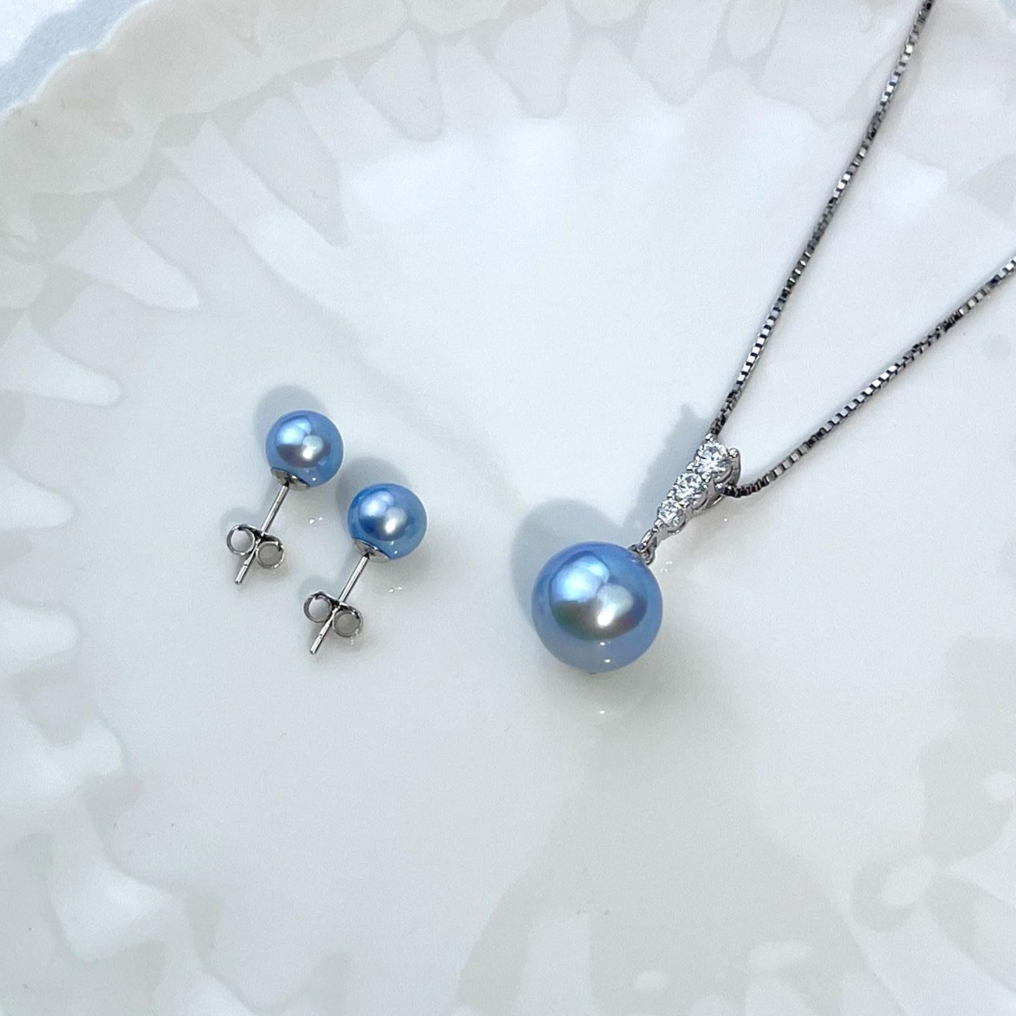 YAMI Blue Pearl Necklace and Earrings Set, Akoya Cultured Blue Pearl Round,925 Sterling Silver Jewelry Set Plated with White Gold, Jewelry Gifts for Women for Anniversary Birthday Christmas Day