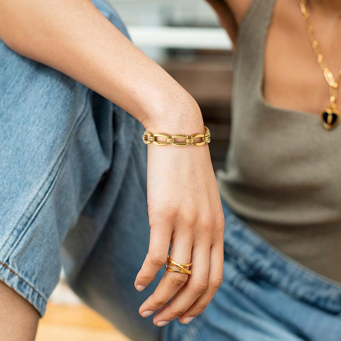 Chunky Gold Bracelets for Women - 18K Gold Plated Cuban Link Bracelet, Stainless Steel Non-tarnish Personality Thick Chain Trendy Jewelry Gift, Christmas Valentines Prom Birthday Gift for Girlfriend