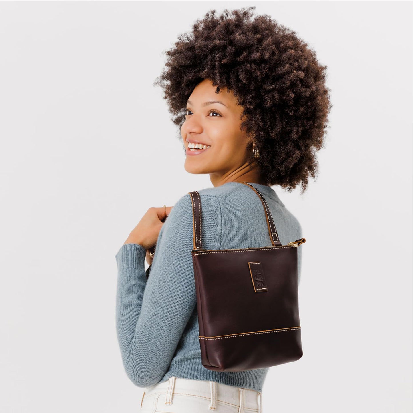 Portland Leather Goods Festival Bag – Lightweight Leather Crossbody Purse & Shoulder Bag with Zipper Closure & Double-Layer Adjustable Strap – Handmade from the Finest Full-Grain Hides – Grizzly