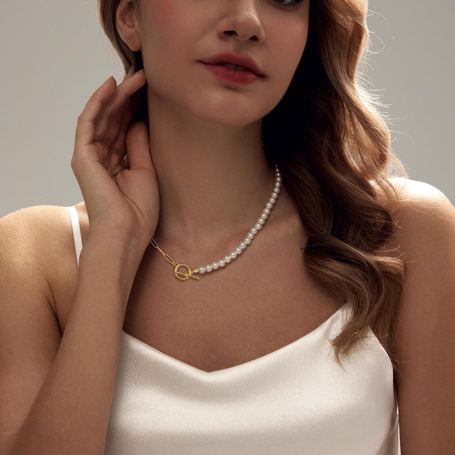 Zeffy Pearl Paperclip Chain Necklace, Vintage Chunky Link Chain Baroque Gold Pearl Paper Clip Choker Necklace Fashion Retro Charm Valentine Jewelry for Women