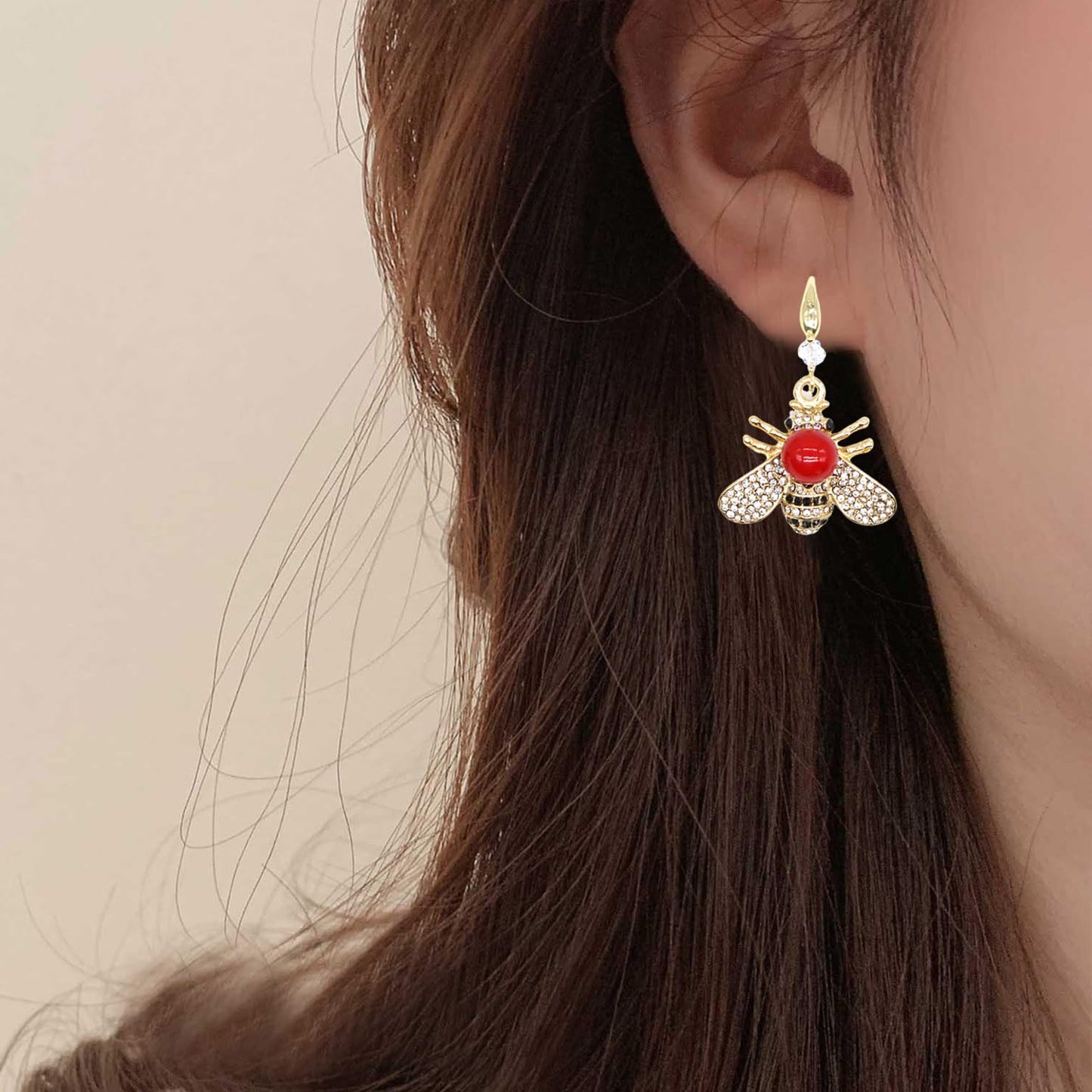 Honey Bee Drop Earrings Crystal Insect Themed Dangle Earring Animal Fashion Shell Pearl Hook Earring Gold Tone for Women Jewelry (Red pearl earring)