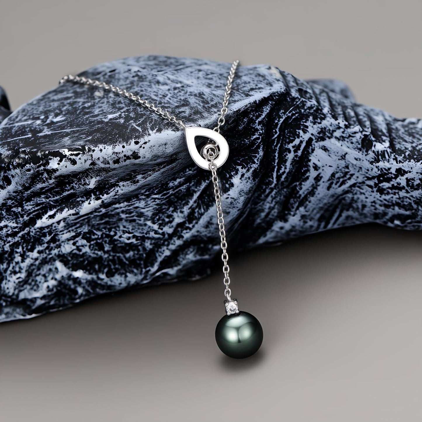 Black Pearl Necklace for Women 9-10mm Tahitian Single Pearl Y-Shaped 18k White Gold Plated Silver 18+2 Inches Adjustable