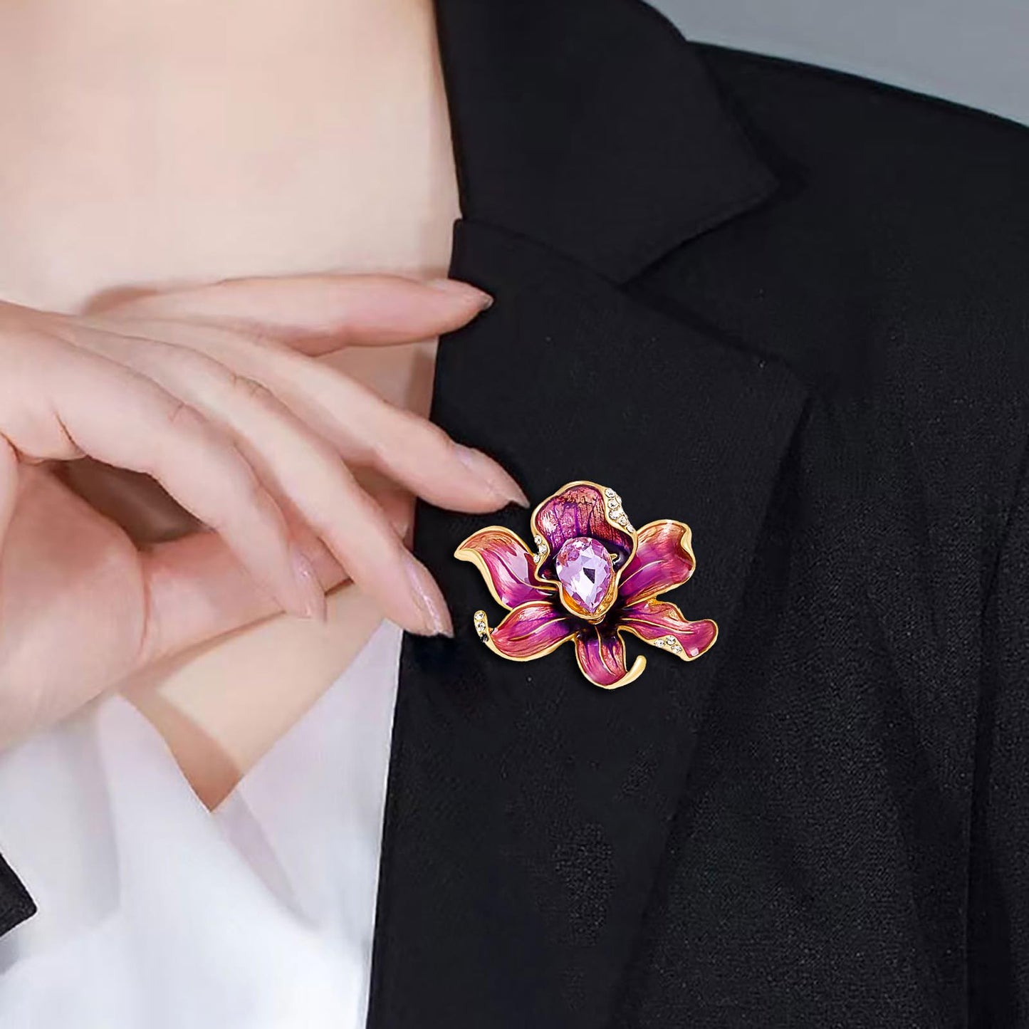 Enamel Peony Brooch Pins for Women Luxury Purple Rhinestone Peony Flower Brooch Lapel Pin Jewelry Thanksgiving Day Mother's Day Wedding Gifts for Mom Wife
