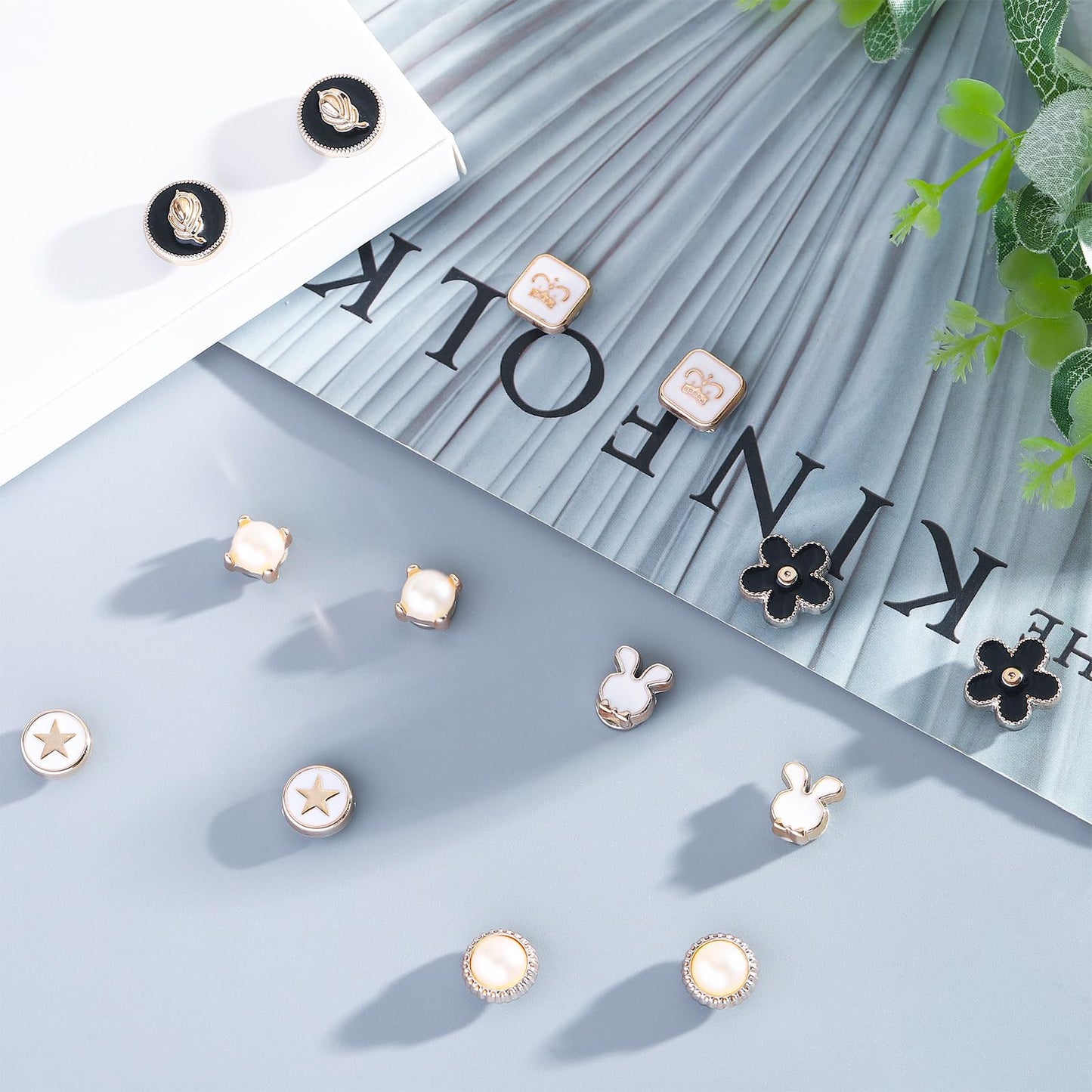 NEWITIN 30 Pairs Magnetic Stud Earrings for Women Clip on Earring Magnet Studs Inlaid Cubic Zirconia Pearl Stud Earring Fashion Non Piercing Magnetic Earrings for Women
