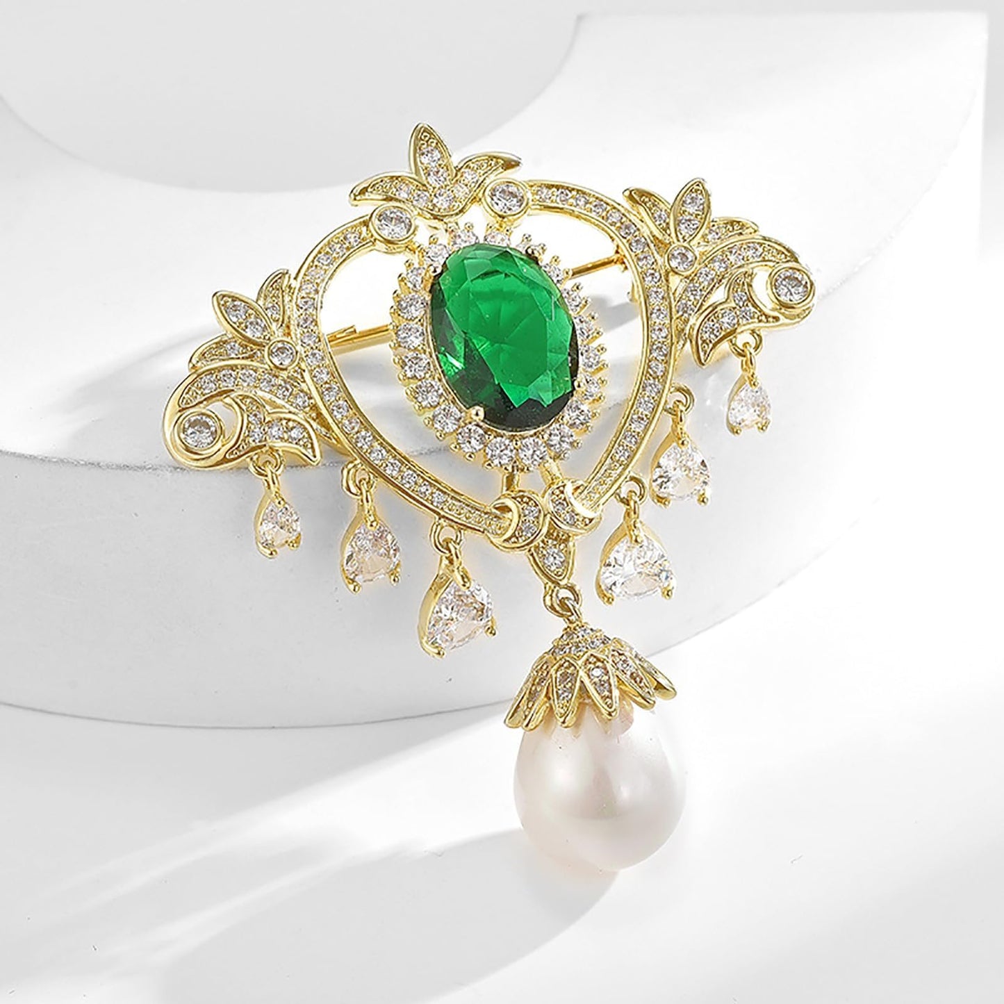 AILONMEI Brooches Jewelry for Women Fashion, Elegant Designer Costume Corsage Pearl Brooches & Pins Christmas Gift(Retro)