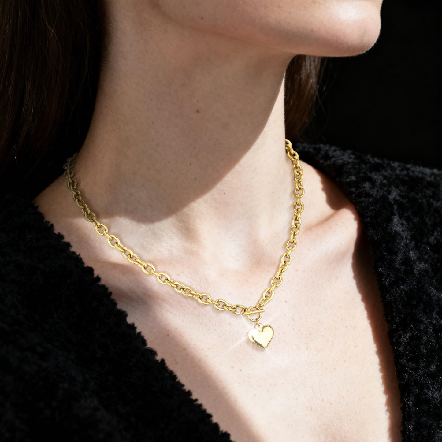 BONJOULRY Chunky Gold Heart Necklace for Women, 18K Waterproof Heart Necklace Statement Necklace Gold Charm Necklace Chunky Jewelry Valentine's Day Gift for Women (OT Chunky Chain Heart)