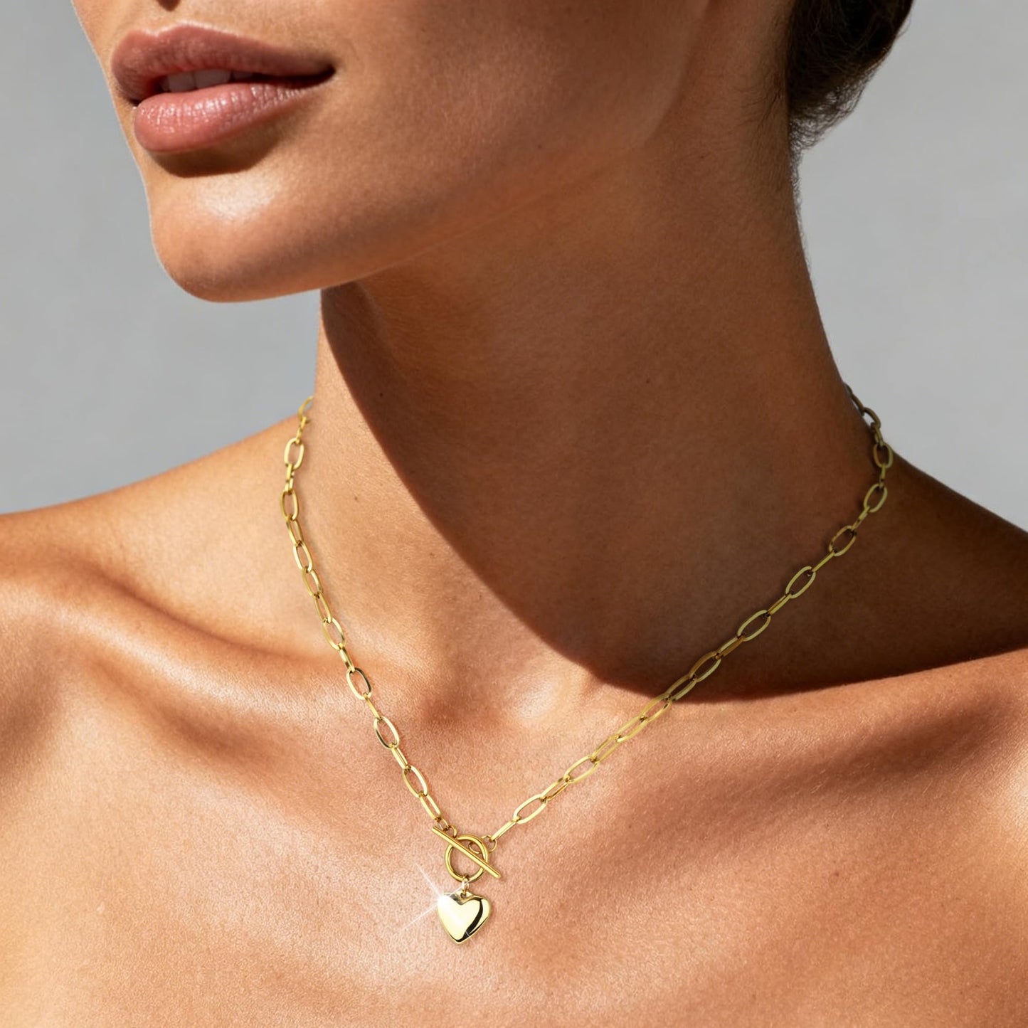 BONJOULRY Chunky Gold Necklace for Women, 18K Waterproof Heart Necklace Statement Necklace Gold Charm Necklace Chunky Jewelry Paperclip Chain Choker Gift for Women (OT Chain Heart)