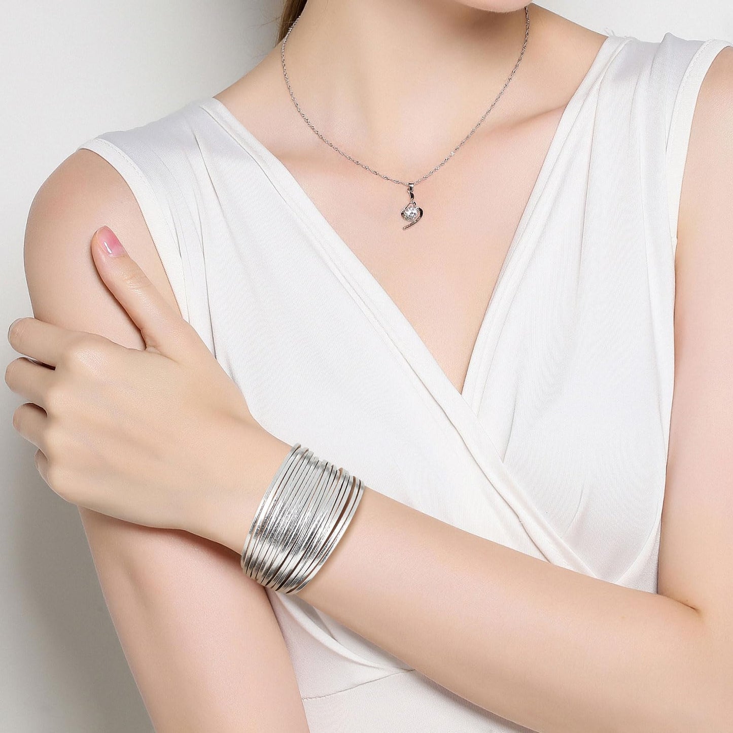 QIUTIMIY Leather Bracelets for Women Trendy Boho Cuff Bracelet Layered Bangle with Clasp Hand Wrist Jewelry Western(Style 4-Silver)