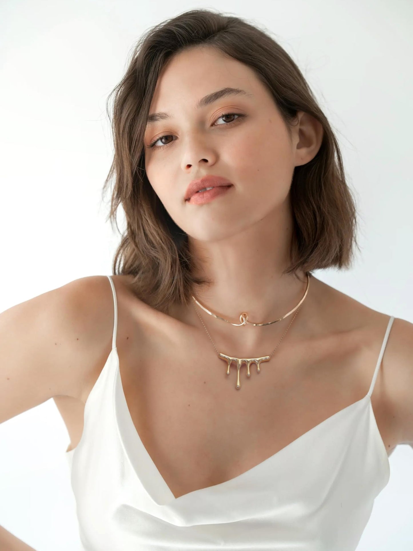 CANEVINKA Dainty 18k Gold Plated Necklace for Women, Liquid Melt Teardrop Pendant, Minimalist Adjustable Chain with Lobster Clasp, Elegant Bohemian Fashion Jewelry