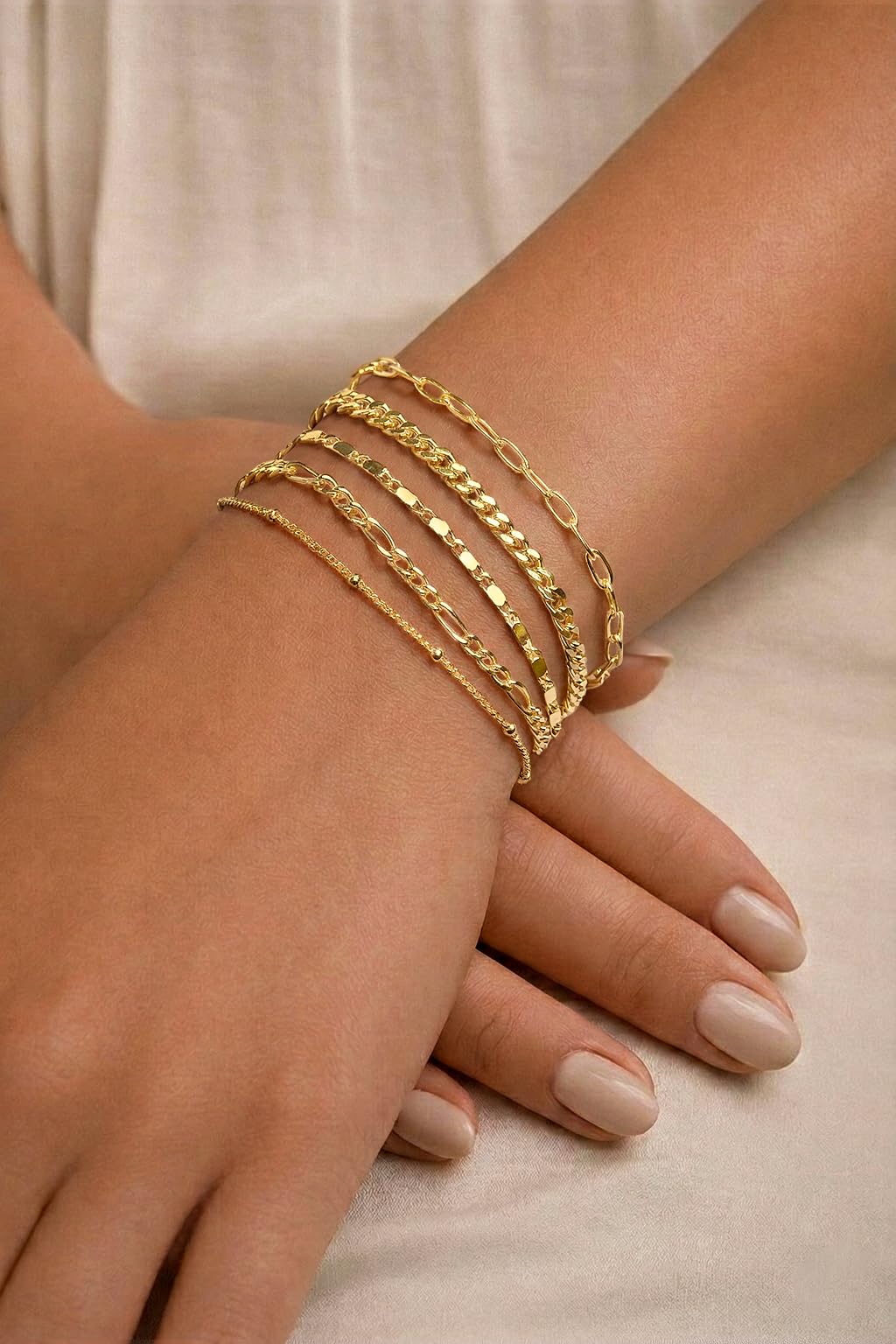 Gokeey Gold Bracelets for Women Trendy 14K Gold Plated Jewelry Sets Stack Dainty Stackable Paperclip Cuban Figaro Chain Bracelets Pack Layered Link Chain Bracelet for Women Cute 5pcs Adjustable