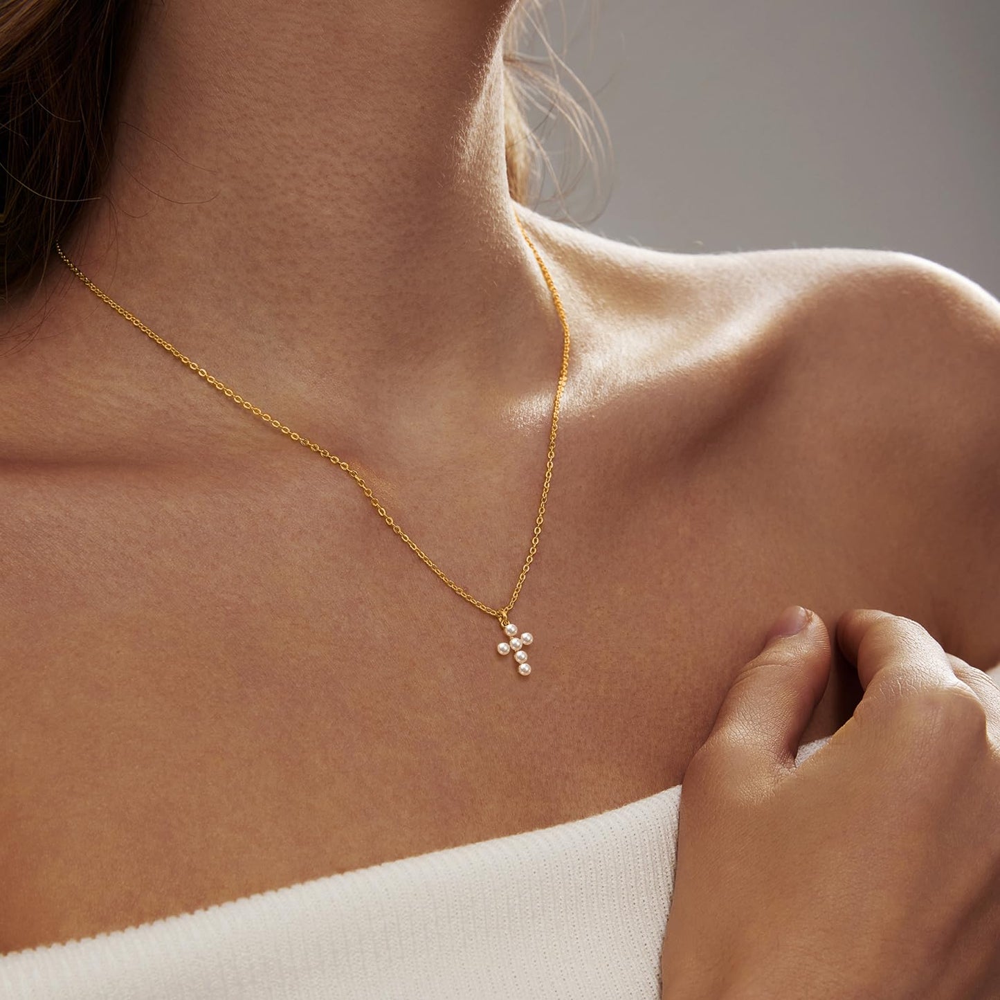 Zeffy Cross Necklace for Women,18k Gold Plated Pearl Necklace Tiny Cross Necklace for Women Simple Layered Cross Necklaces