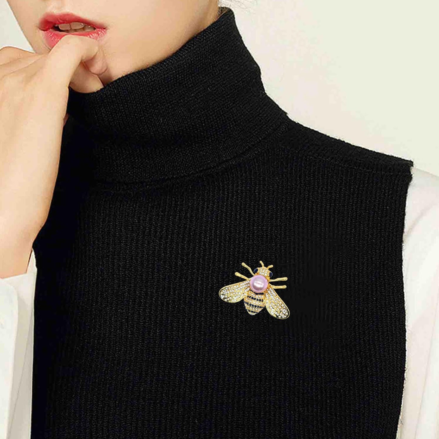 Honey Bee Brooches Crystal Insect Themed Bee Brooch Animal Fashion Shell Pearl Brooch Pin 14K Gold Plated (light purple pearl)