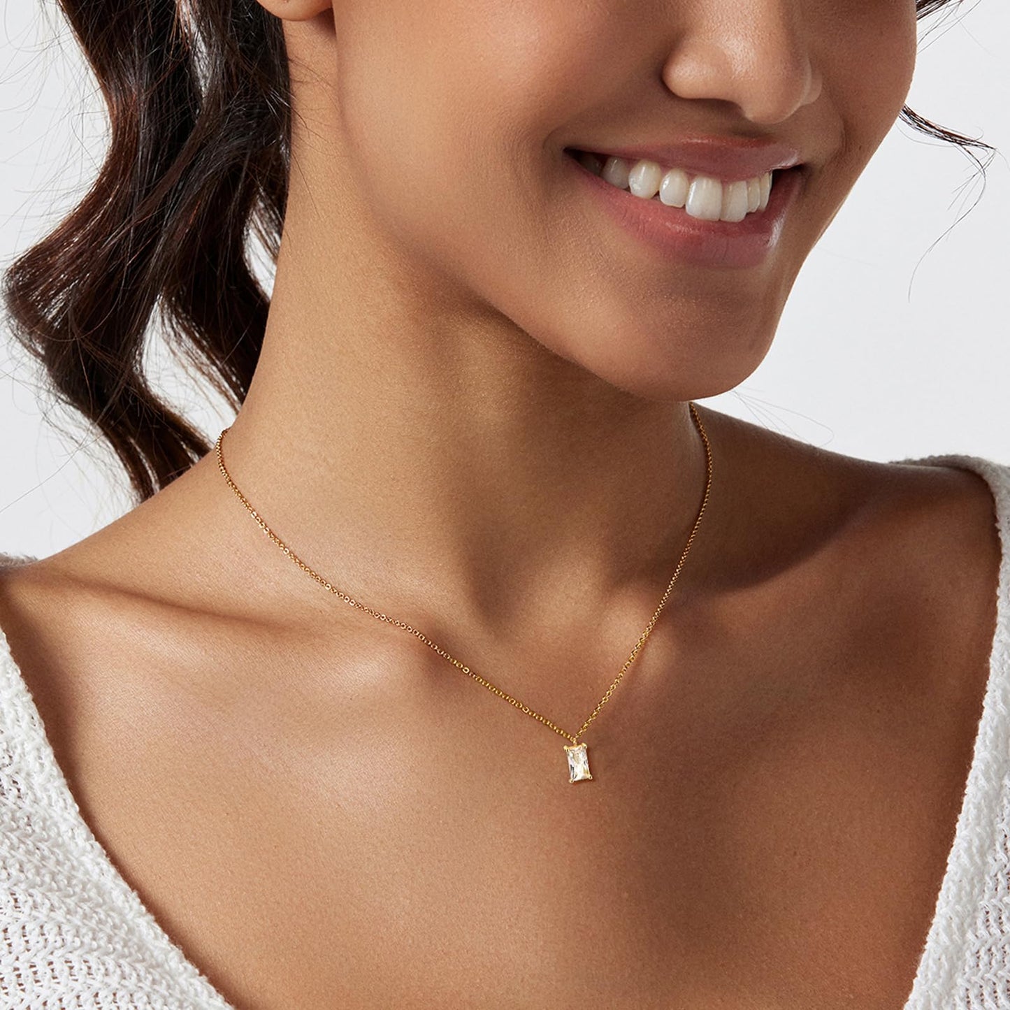 Zeffy Diamond Necklaces for Women Simple Gold CZ Diamond Birthstone Choker Necklaces for Women Trendy Gold Jewelry Gifts