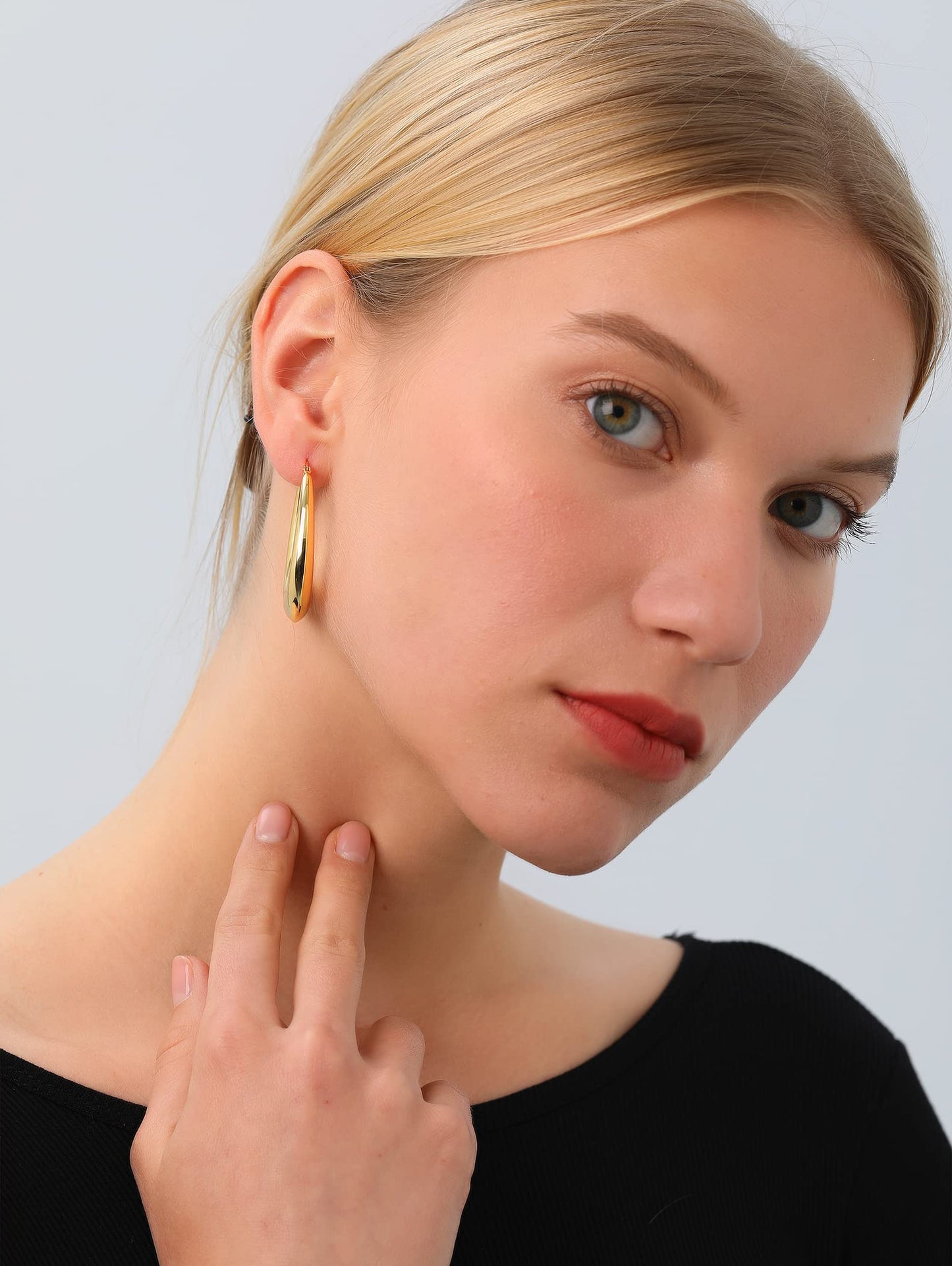 PABBEU Chunky Gold Hoop Earrings for Women, Lightweight 14k Golden Plated Hoops Earrings, Hypoallergenic 925 Oval Golds Hoops Earrings, Thick Gold Hoop Earrings for Women Gifts (40mm)
