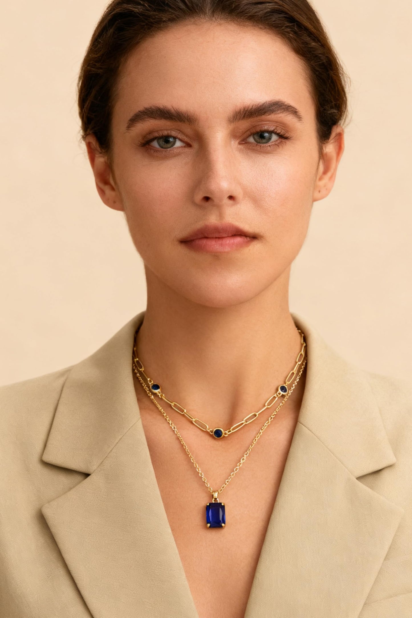 VANGETIMI Emerald Green and Gold Layered Pendant Necklaces for Women 14k Gold Plated Crystal Choker Necklace Paperclip Rhinestone Necklace Party Prom Jewelry