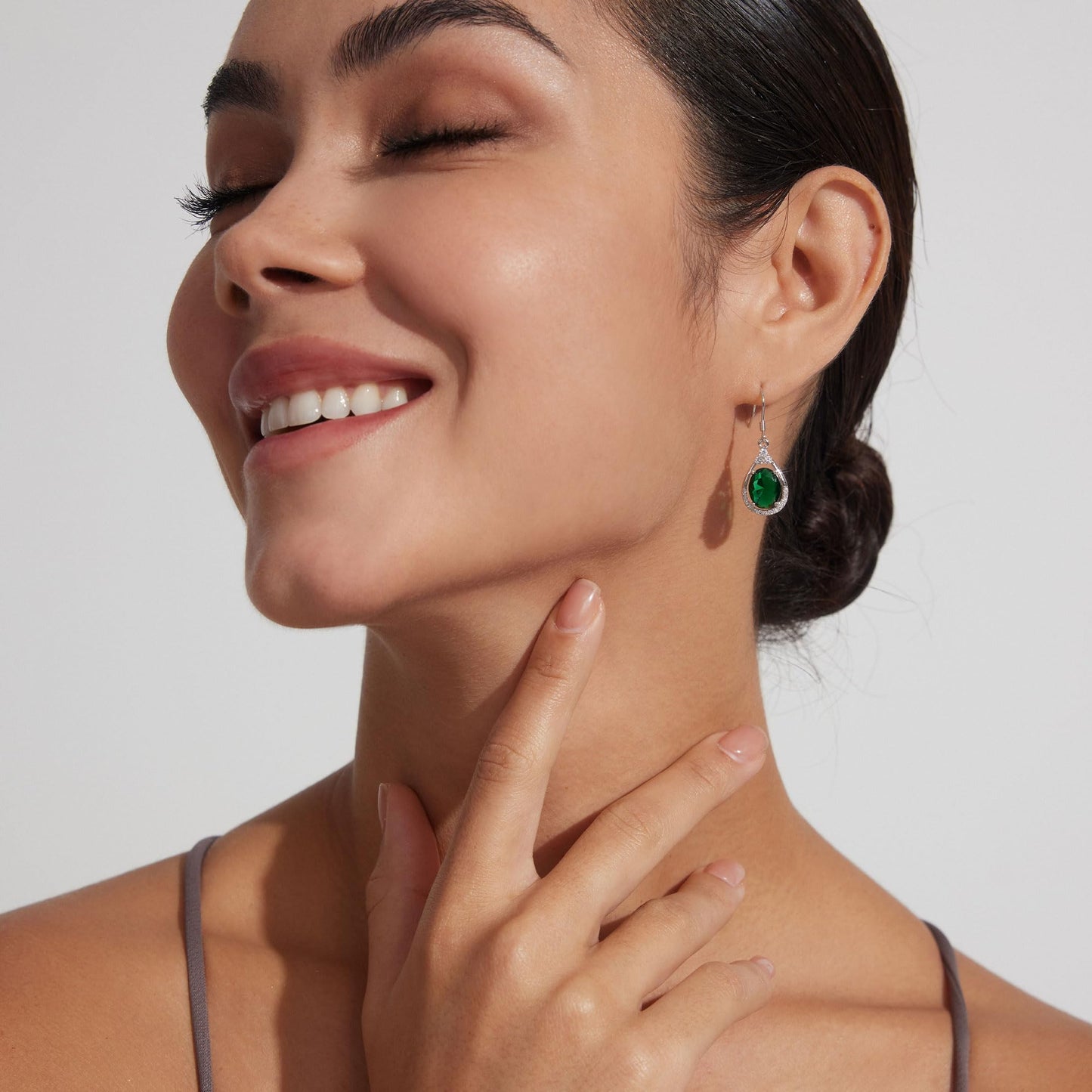 18K White Gold Plated Sterling Silver Oval Cut Cubic Zirconia Drop Dangle Earrings for Women Hypoallergenic Statement Earrings Gifts for Women Mom (Emerald)