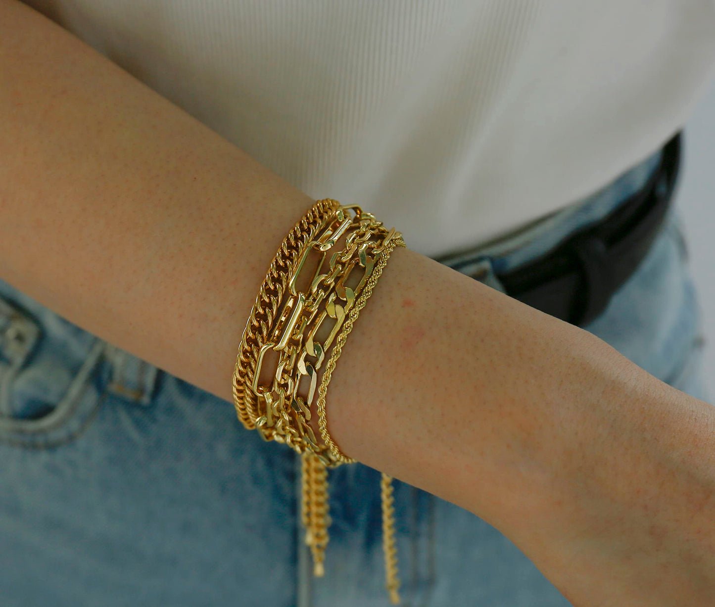CONRAN KREMIX Gold Chain Bracelets Set For Women Dainty 14K Gold Plated Chunky Link Layered Paperclip Rope Chain Stake Bracelet Sets Fashion Trendy Gold Jewelry For Women 3PCS