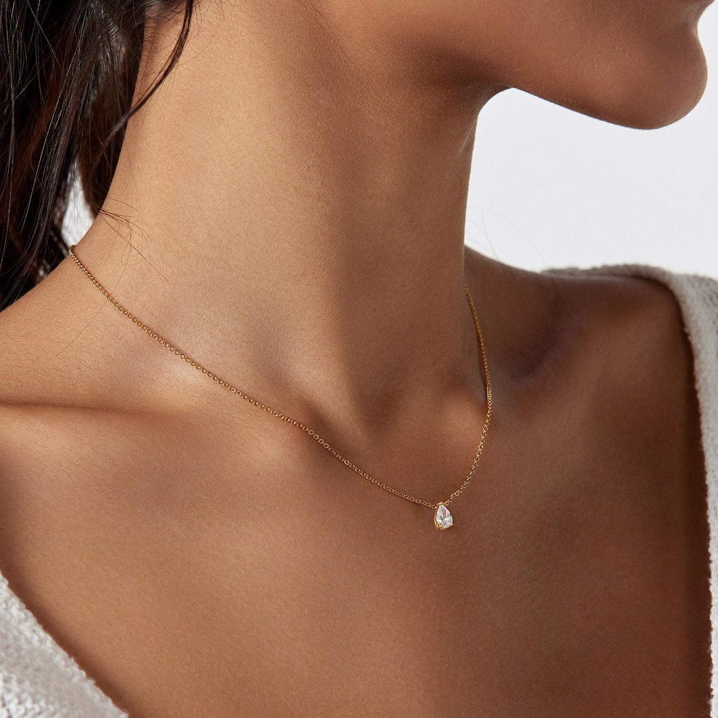Zeffy Dainty Gold Necklace for Women Simple Small CZ Teardrop Diamond Choker Trendy Gold Jewelry Gifts