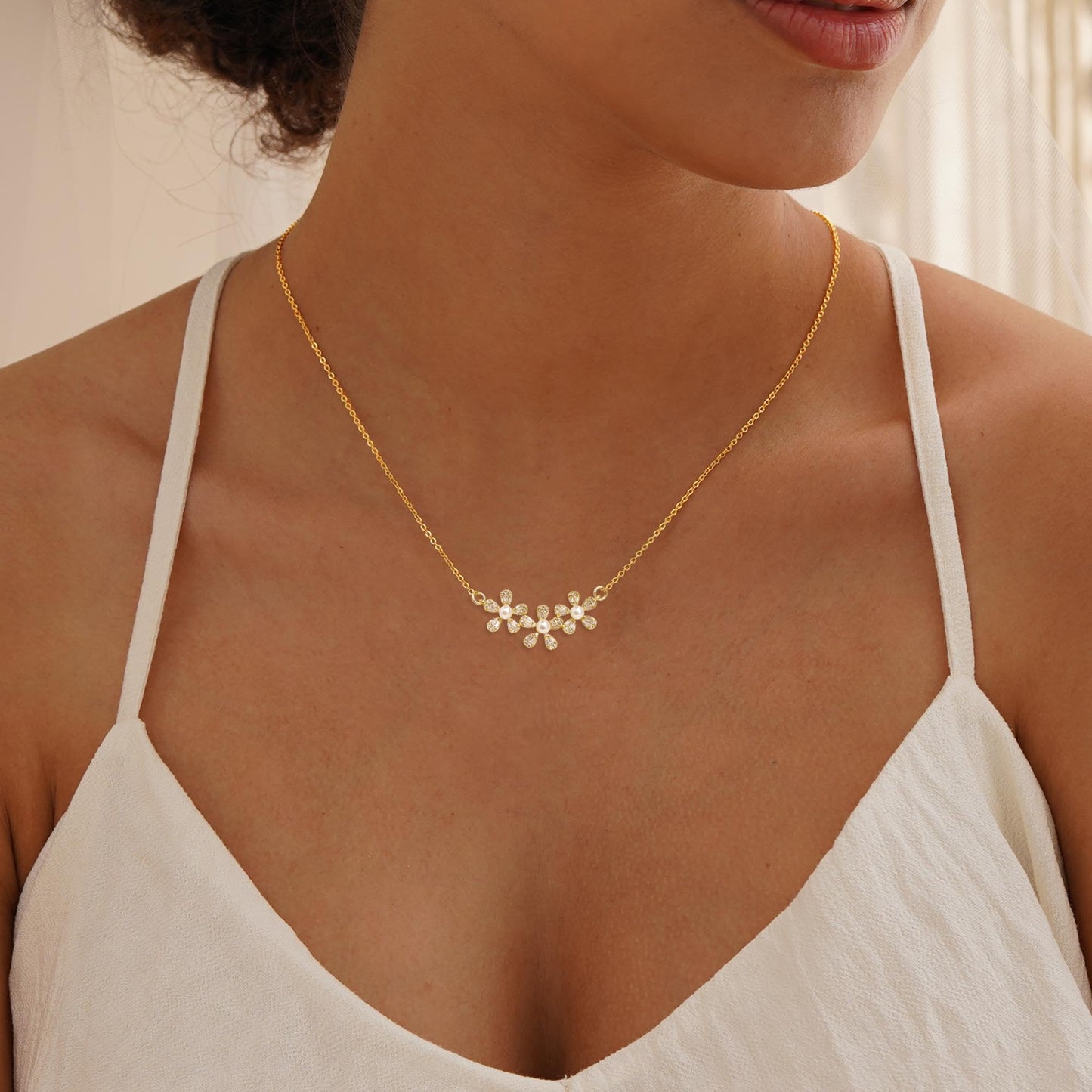 JOBICY Gold Pearl Necklaces for Women: Trendy, Flower Pearl Drop Pendant Necklace, 14k Gold Plated, Simple Choker, Perfect for Brides, Prom, Weddings & Gifts