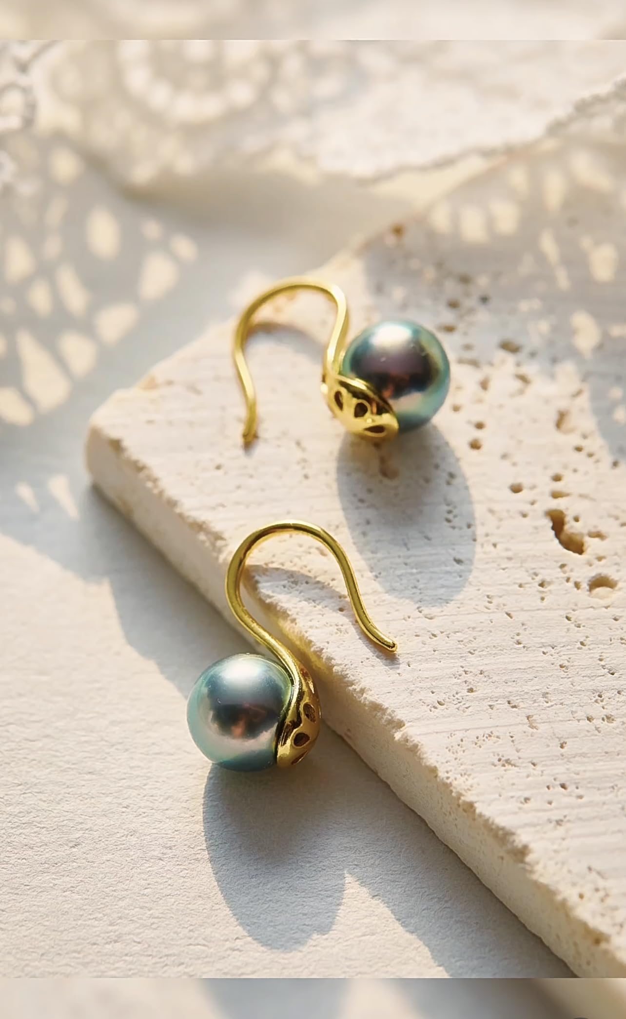 CHAULRI Minimalist Classic Earrings Tahitian Black Pearl 8.5-9mm 18K Yellow Gold Plated Sterling Silver - Jewelry Gifts for Women (Yellow Gold)