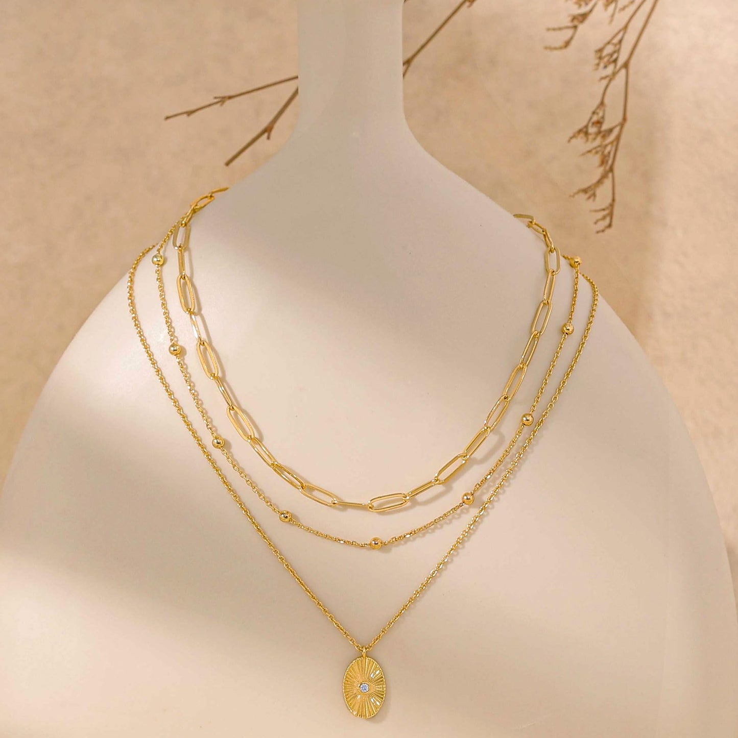 XIXINI Layered Gold Necklaces for Women, 14k Gold Plated Layering Paperclip Beaded Chain Necklace Set Dainty Gold Coin Pendant Necklace Stack Simple Gold Necklaces for Women Trendy Fashion Jewelry Set