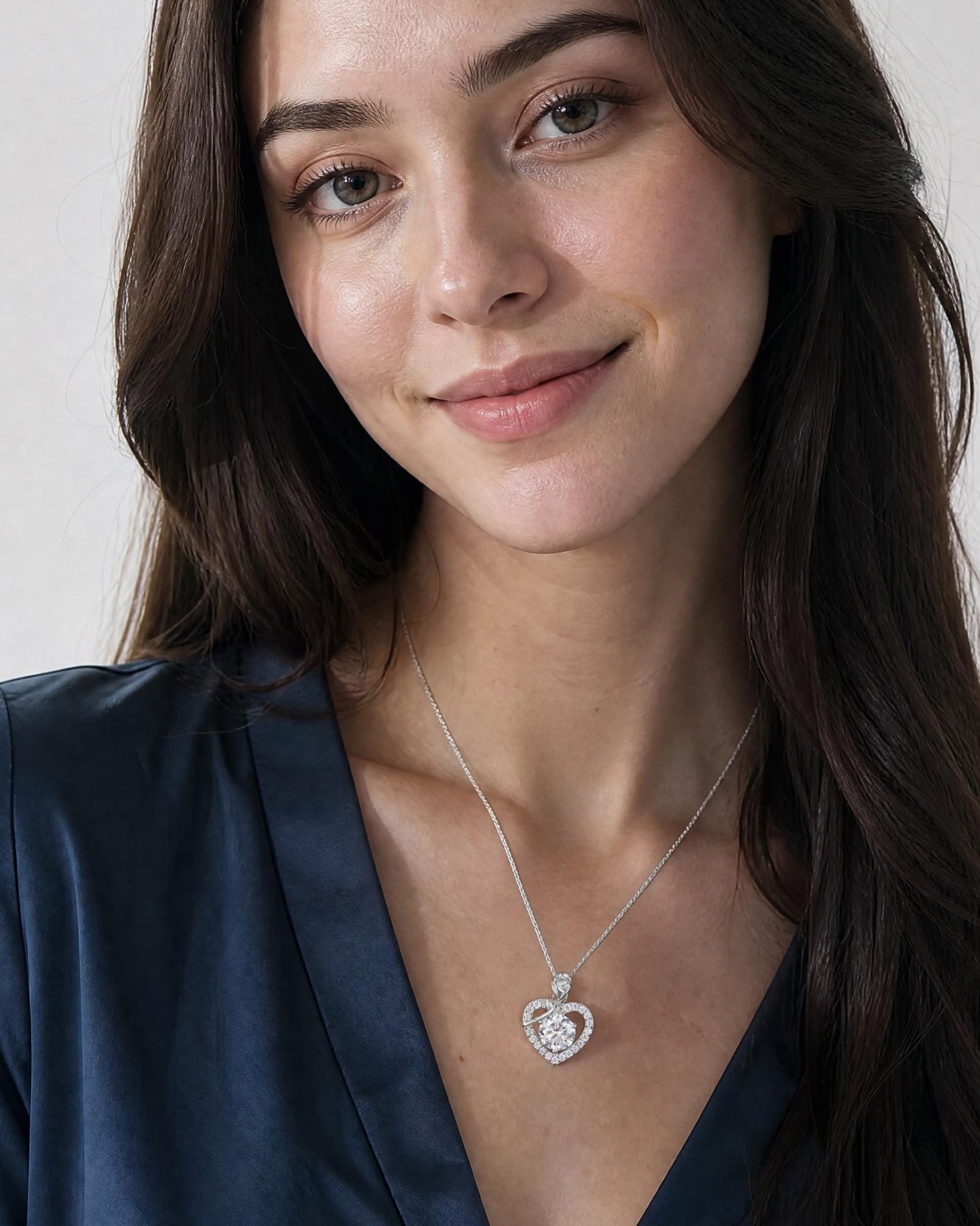 N9NEMUSES Rose Heart Pendant Necklace Gifts for Wife, 2 Carat Moissanite Necklace, 925 Sterling Silver Anniversary Birthday Gifts for Women, Jewelry Gifts for Wife Mom Daughter