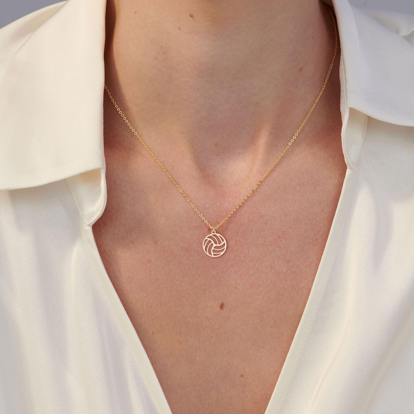 VRIUA Volleyball Necklace - 14K Gold Plated Dainty Volleyball Necklace for Women - Trendy Gold Pendant Necklaces Simple Everyday Trendy Jewelry