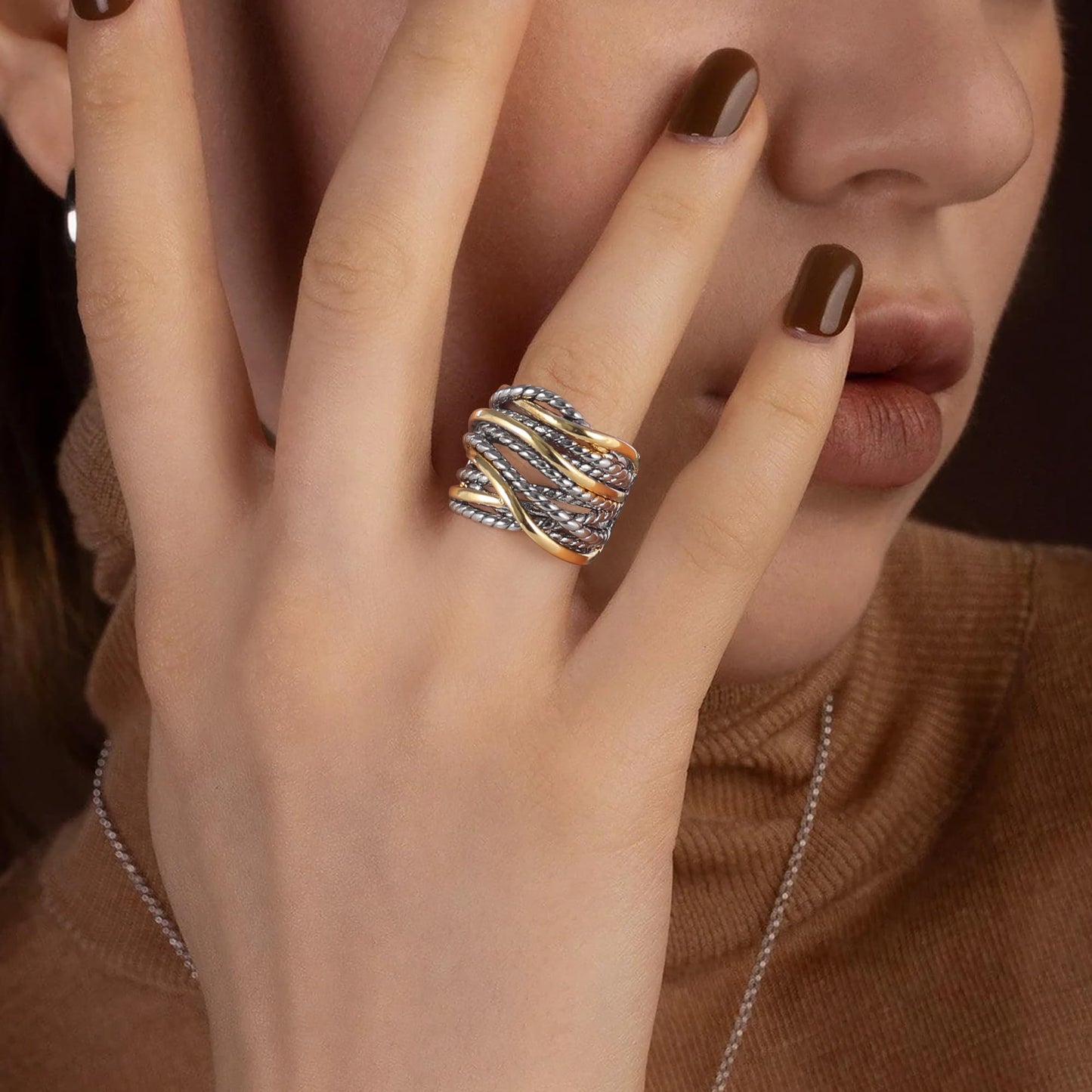 Mytys Gold and Silver Statement Rings for Women Wire Intertwined Design 14K Gold Plated Silver Band Ring Wide Index Finger Rings Costume Jewelry (Gold & Silver, 8)