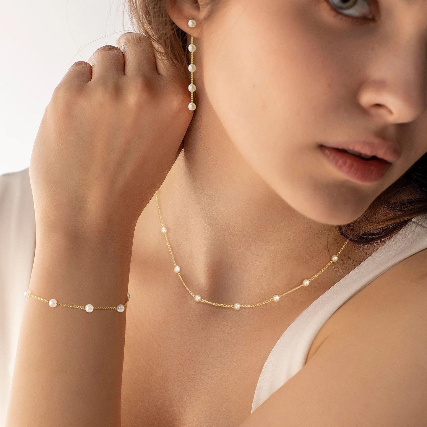 KXIEER Gold Jewelry Set for Women,Dainty 14K Gold Plated Pearl Necklace and Earring Set Pearl Drop Earrings Pearls Bracelets Pearls Choker Necklace Wedding Jewelry for Women Gift