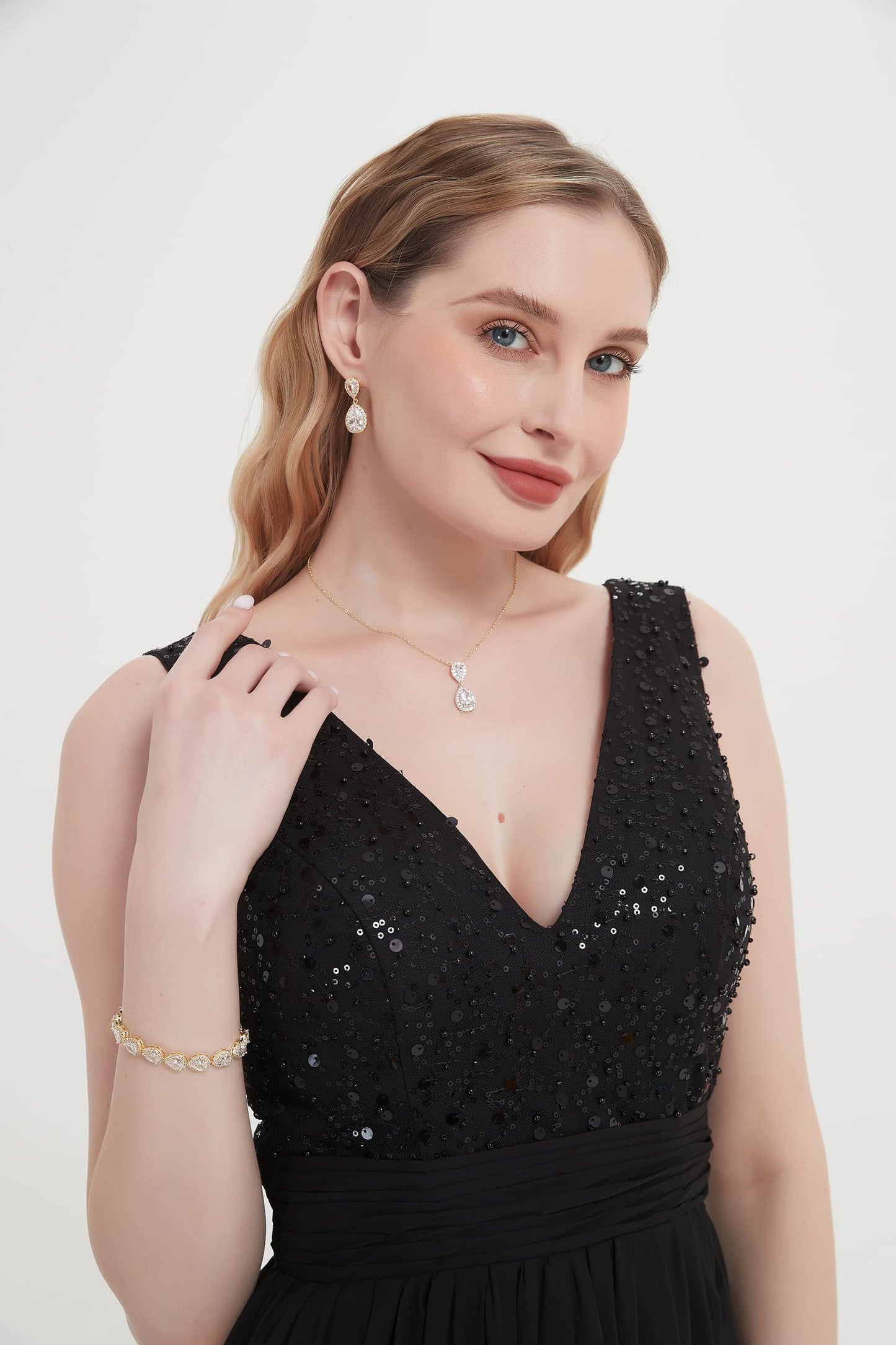UDYLGOON Elegant Bridal Jewelry Set for Bride Bridesmaid Wedding Prom Teardrop Necklace Earrings Bracelet Set (Gold Plated)