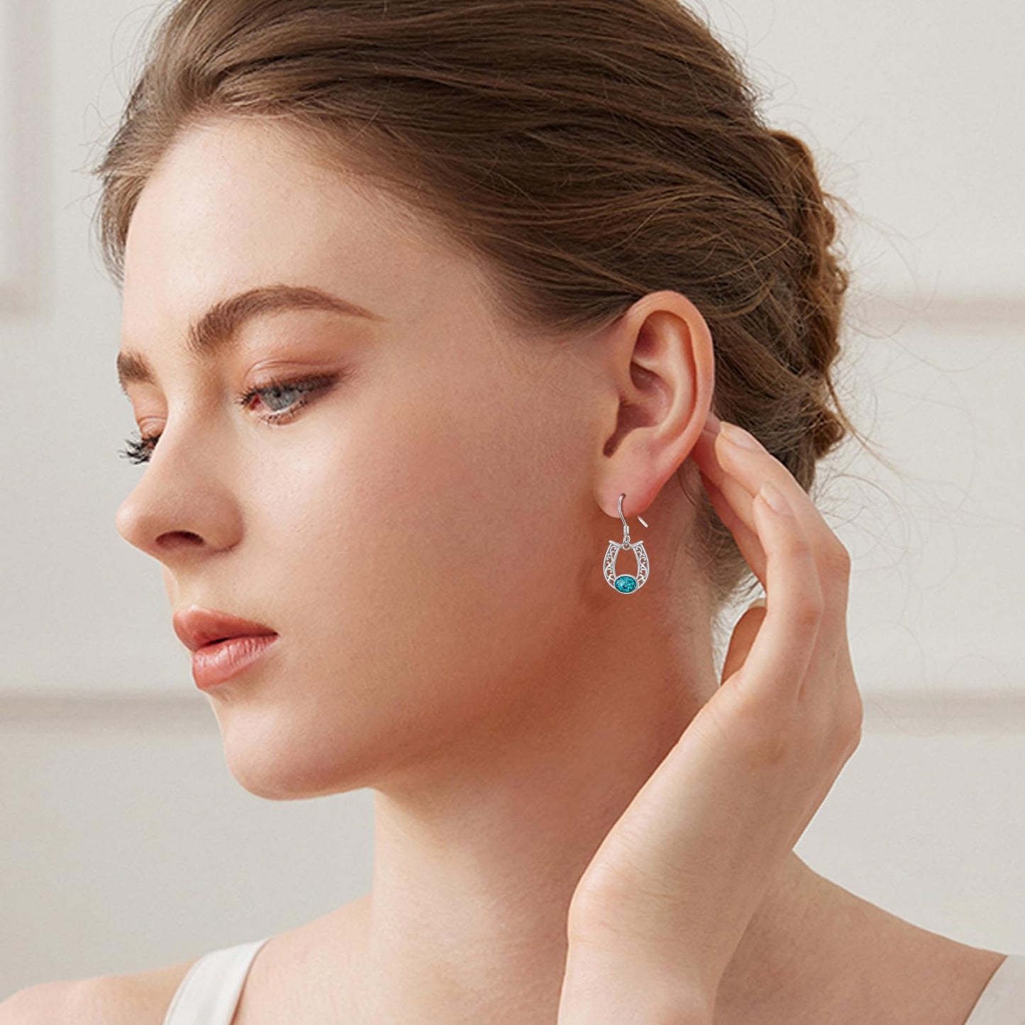 KoyeKei Horseshoe Earrings Gifts for Mom 925 Sterling Silver Turquoise Horseshoe Dangle Drop Earrings Western Country Jewelry Horse Graduation Gifts for Women Her