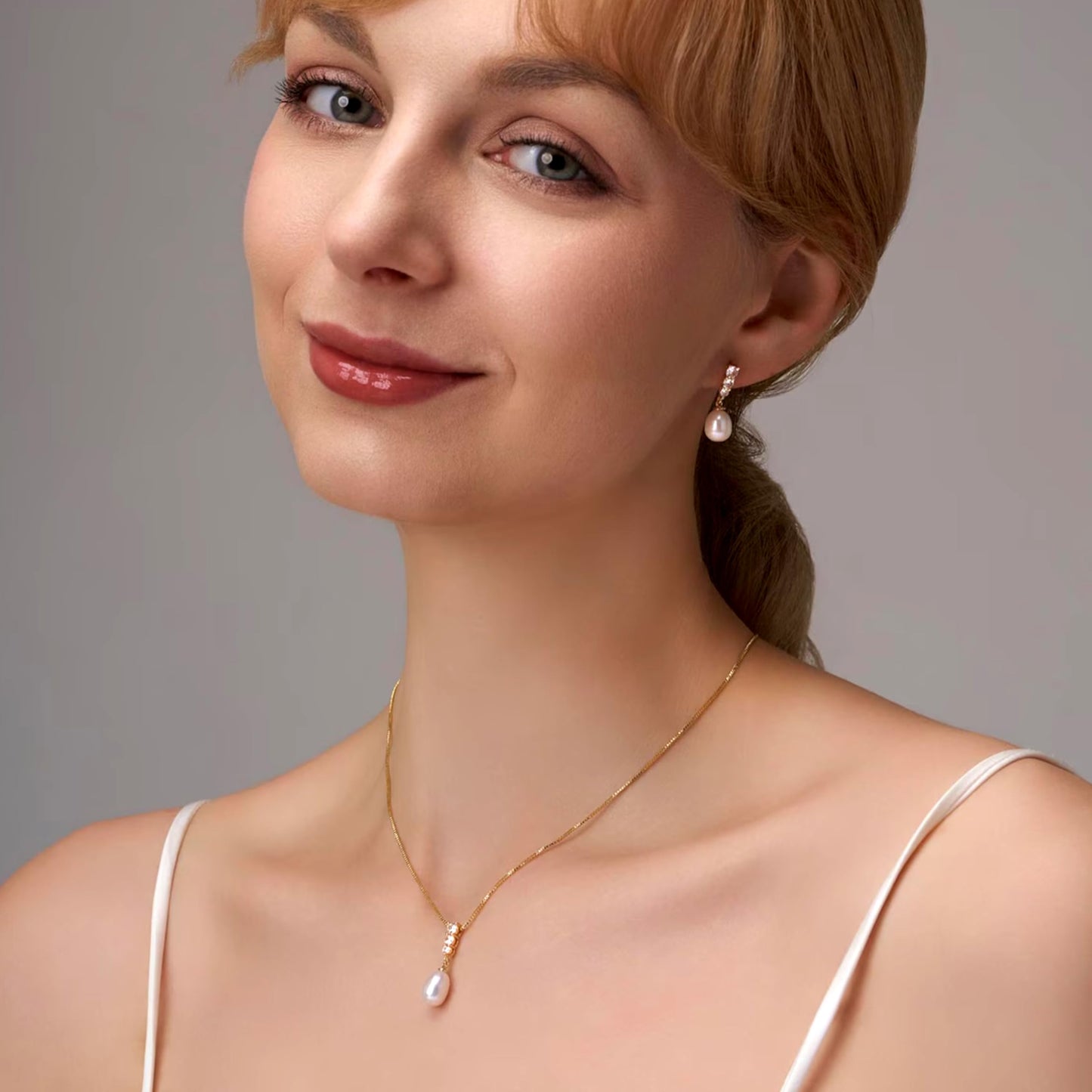 HENGSHENG Pearl Jewelry Set For Women Freshwater AAAA Pearl Pendant Necklace & Earrings 18K Gold Plated with Sparkling Cubic Zirconia Jewelry Set for Wedding Prom Gift