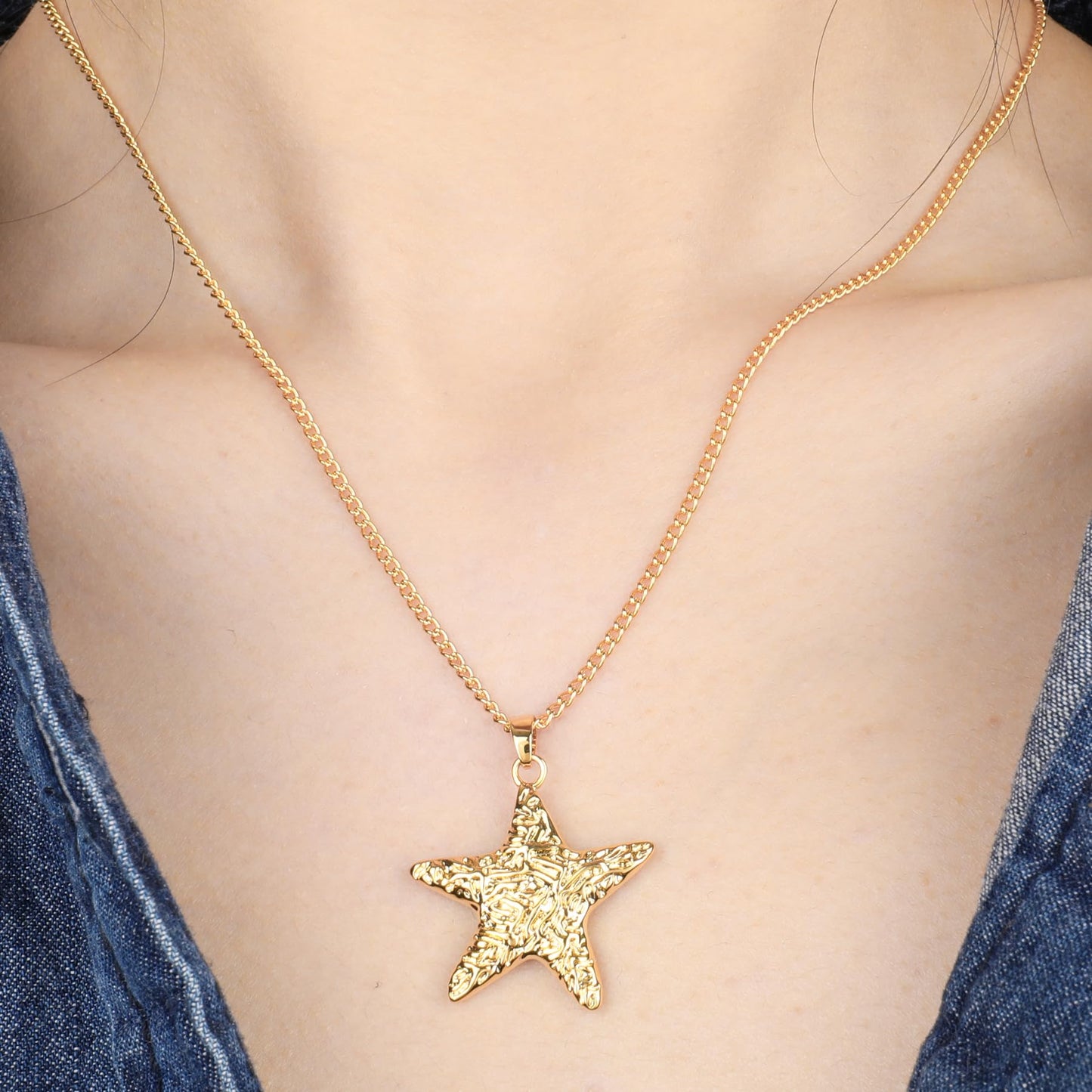 NEKOL Gold Starfish Pendant Necklace for Women, 14k Gold Plated Cute Textured Sea Star Necklace Shining Starfish Statement Necklace Party Summer Beach Ocean Jewelry Gift