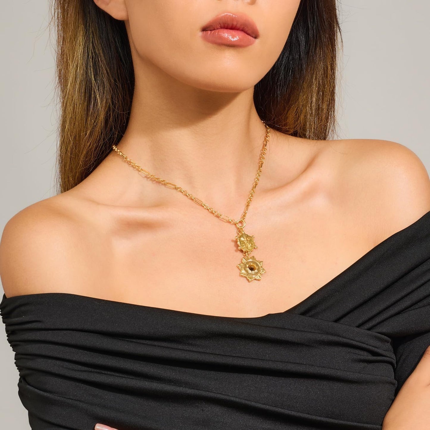 BONJOULRY Chunky Gold Flower Sun Coin Charm Pendant Necklace with Tiger Eye Bead for Women 18K Gold Plated Dainty Link Chain Choker Necklaces Trendy Celestial Jewelry Holiday Gift