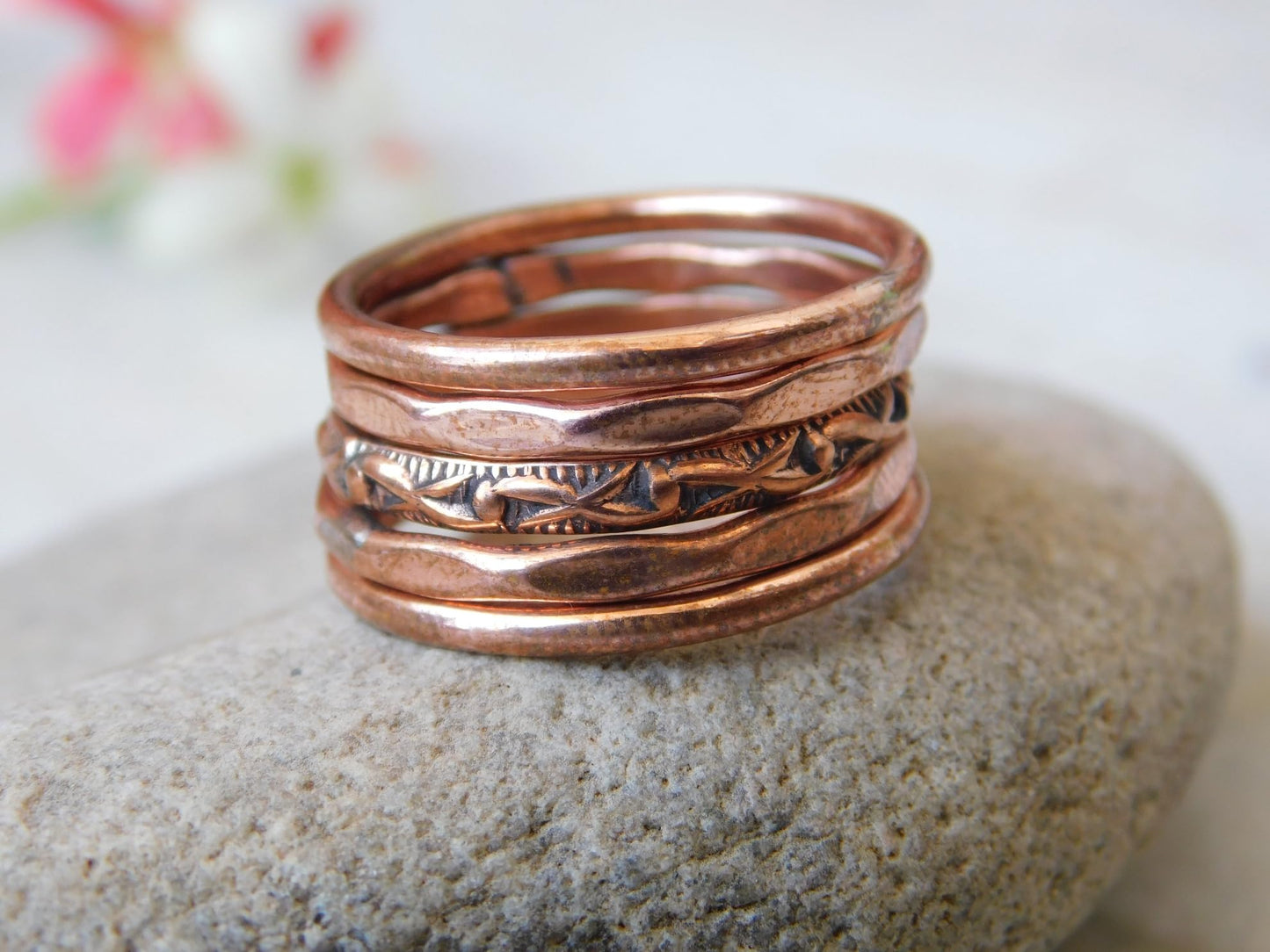 Set of 5 Hand Pure Copper Rings. Made with 100% Pure Raw Untreated Copper. Helps Reduce Finger Joint Pain and Swelling. Tibetan Healing Medicine Ring Set. (US-7)