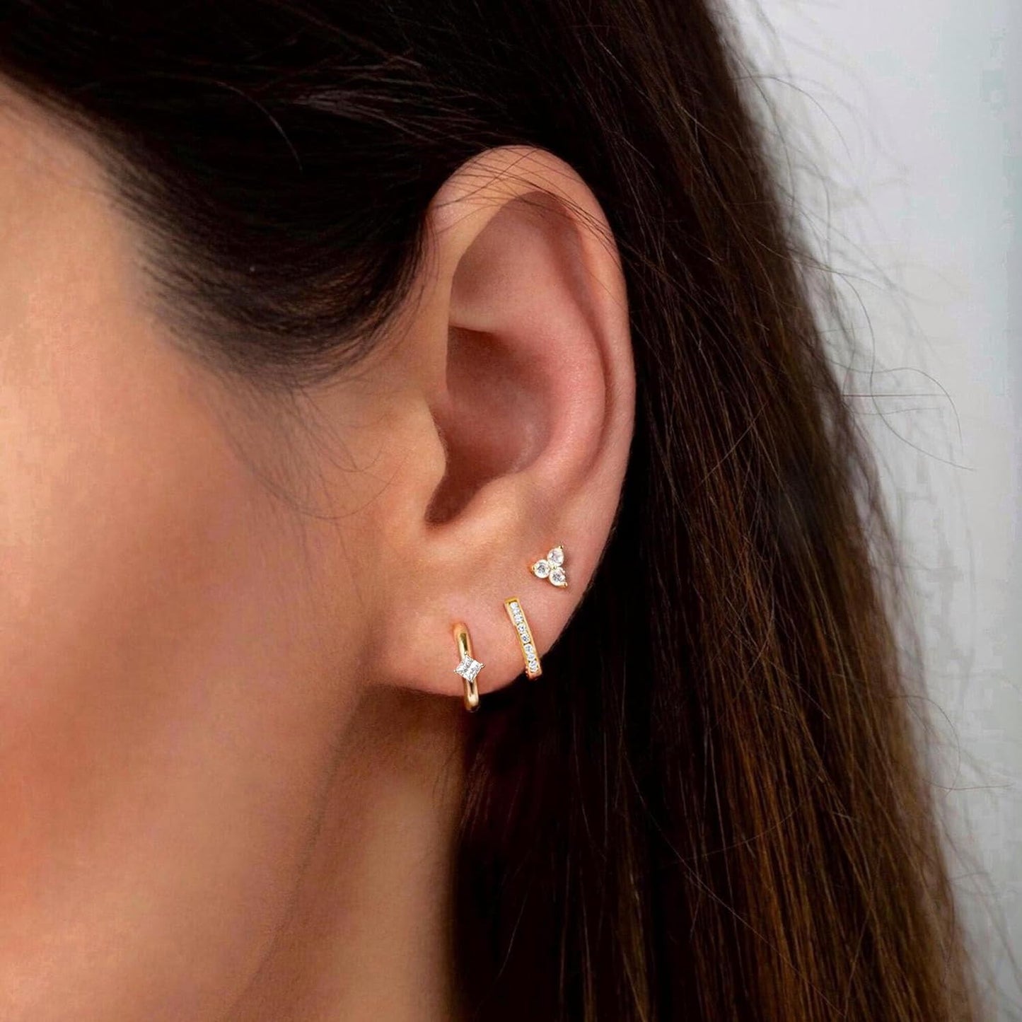 SELFROSE Gold Earrings For Women, Dainty Huggie Earrings Stack 14K Gold Plated Pearl Dangle Earrings for Women Trendy Cute Hypoallergenic Unique Gold Earring Stack Fashion Gold Jewelry Gifts