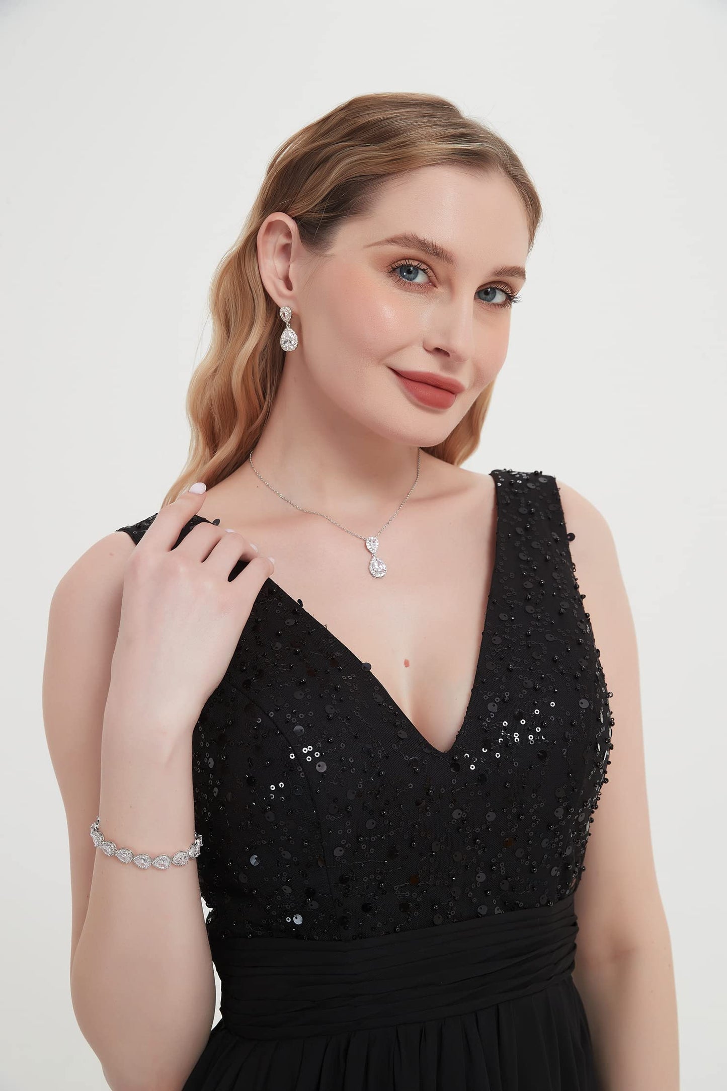 UDYLGOON Elegant Bridal Jewelry Set for Bride Bridesmaid Wedding Prom Teardrop Necklace Earrings Bracelet Set (White Gold Plated)