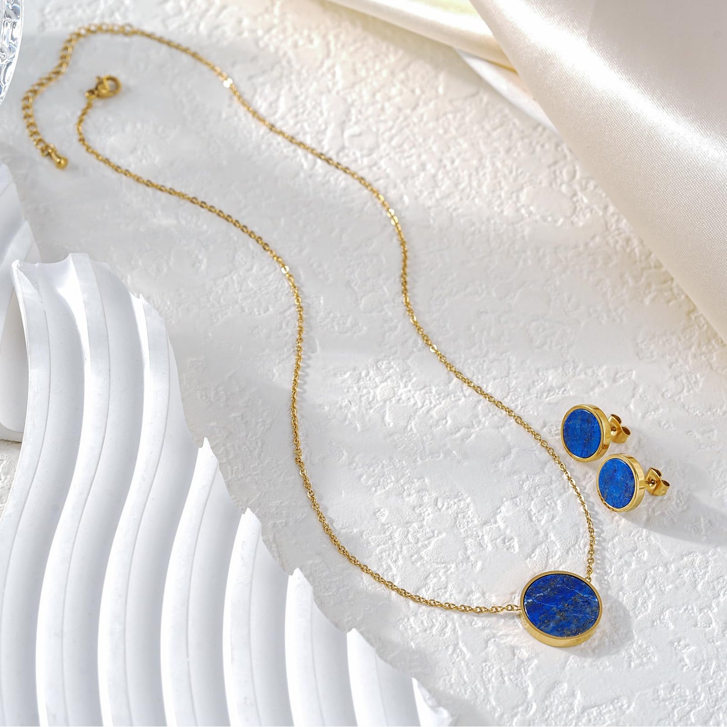 TaYolnFaSo Round Lapis Lazuli Jewelry Set for Women 18K Gold Plated Lapis Lazuli Necklace Studs Earrings Set Dainty Jewelry Gift