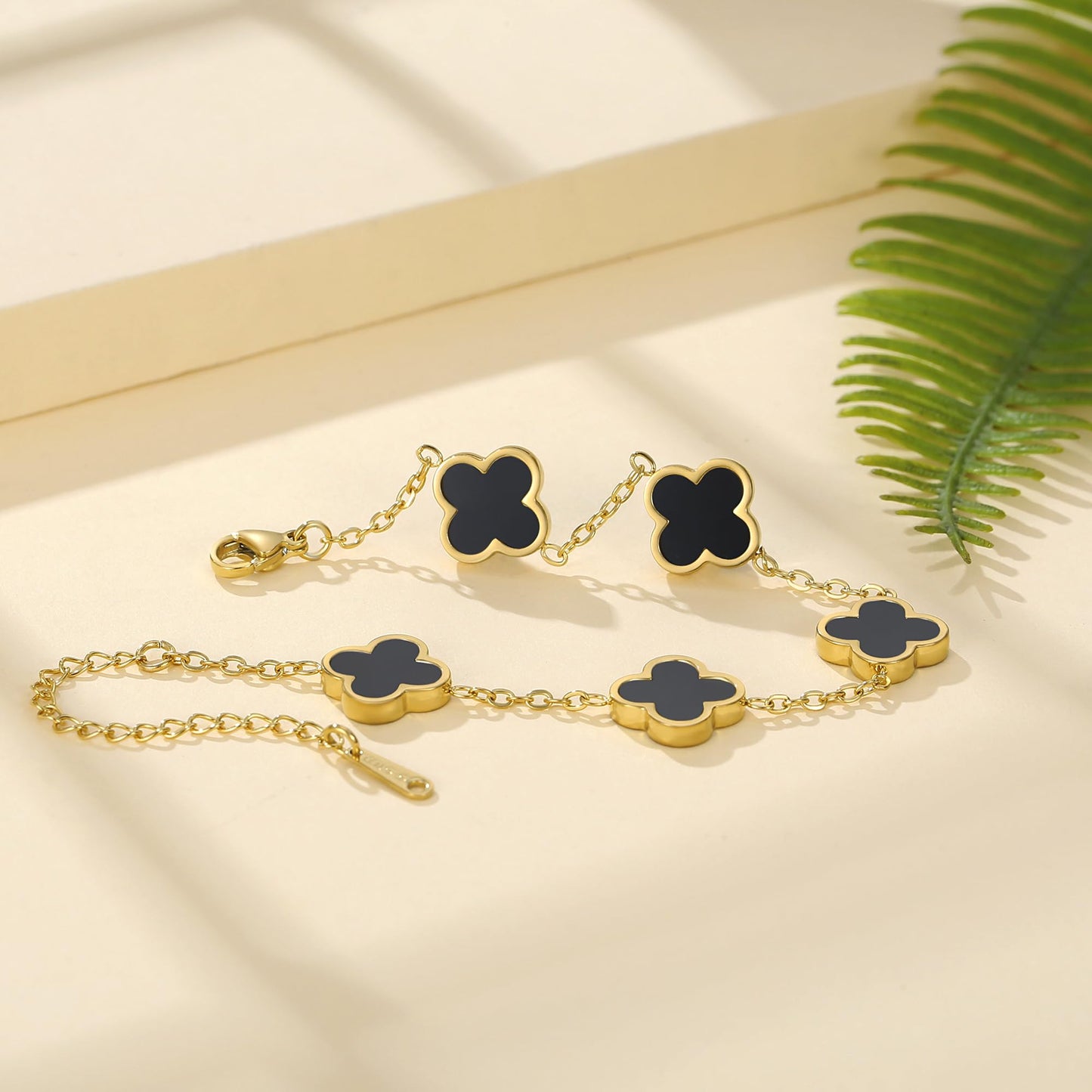CORSMGSE 18K Gold Plated Clover Lucky Bracelet for Women Gold White Black Pink Green Red Blue Adjustable Double Sided Flower Four Leaf Link Bracelets Trendy Jewelry Gifts for Women Men