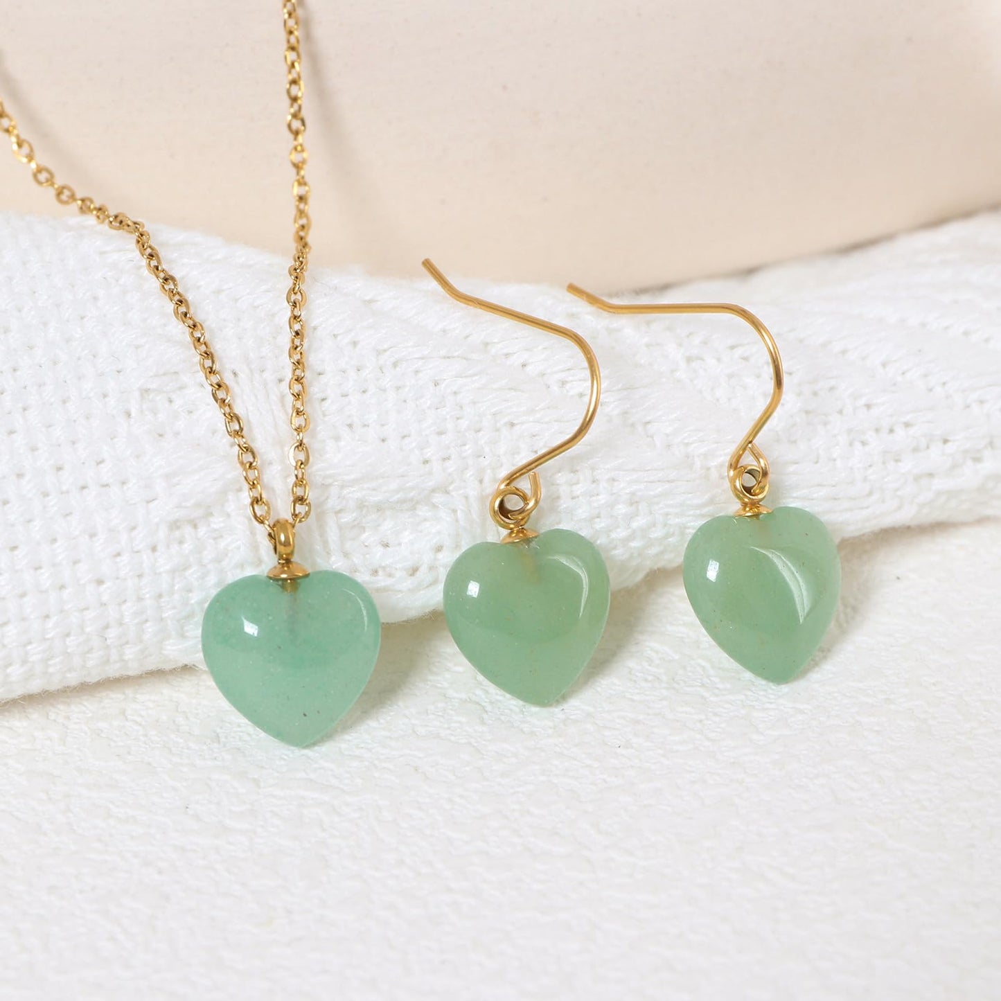 TaYolnFaSo Natural Heart Green Aventurine Jewelry Set for Women 18K Gold Plated Dainty Cute Green Aventurine Earrings and Necklace Set Birthday Gifts