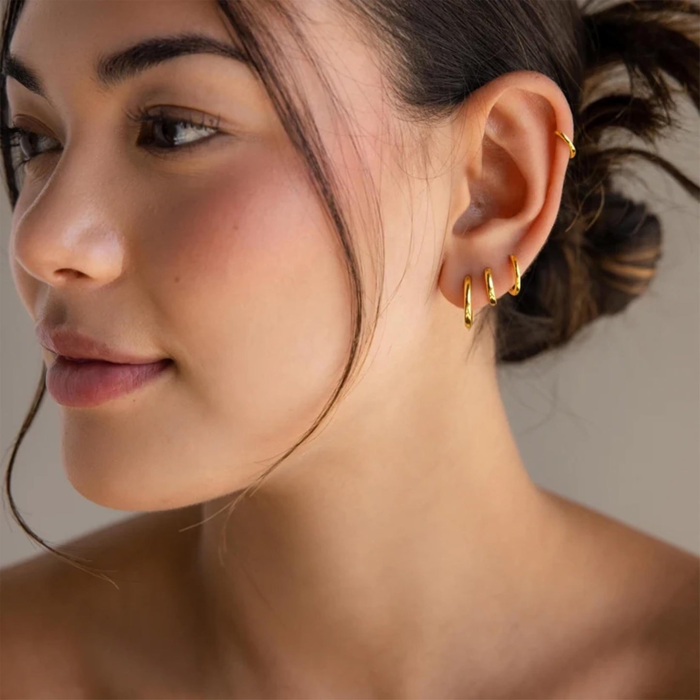 Gold Earrings Set for Women Men Trendy Simple Thin Small Cute Huggie Hoop Earring Stacks Hypollagenic Cartilage Earrings for Multiple Piercing Lightweight Mini Dainty Clip On Jewelry Gifts