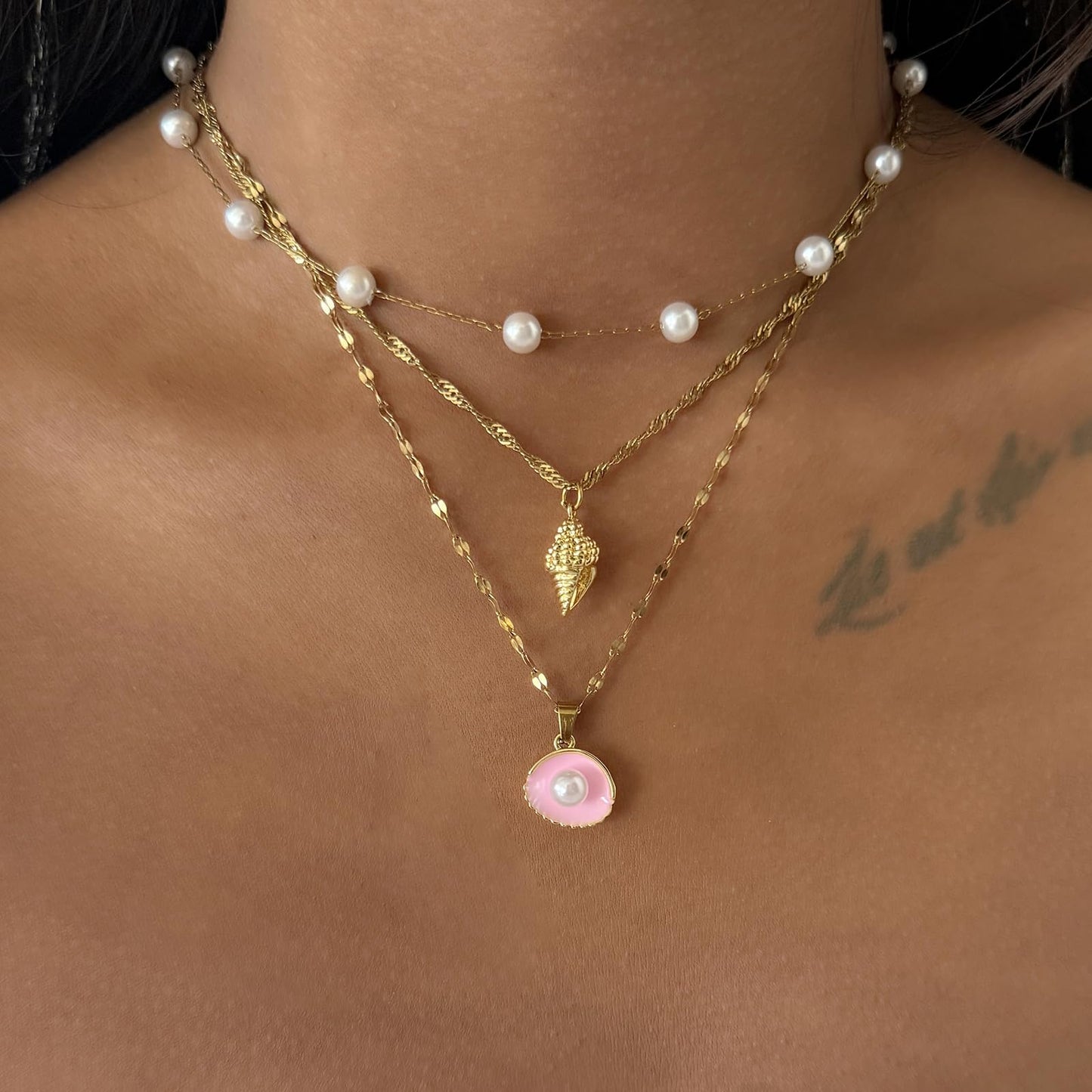 Trendy Stainless Steel Gold Plated Charm Necklace with Heart Pearl Pepper Conch Ceramic Pendant Necklace for Women Collares Chokers Jewelry (Pearl)