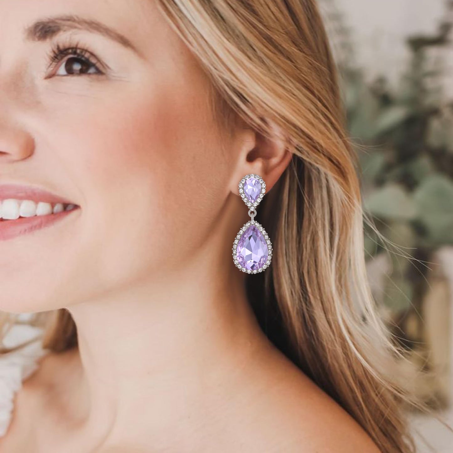 EVER FAITH Austrian Crystal Dangle Earrings, Elegant Wedding Party Prom Waterdrop Pierced Earrings Light Purple