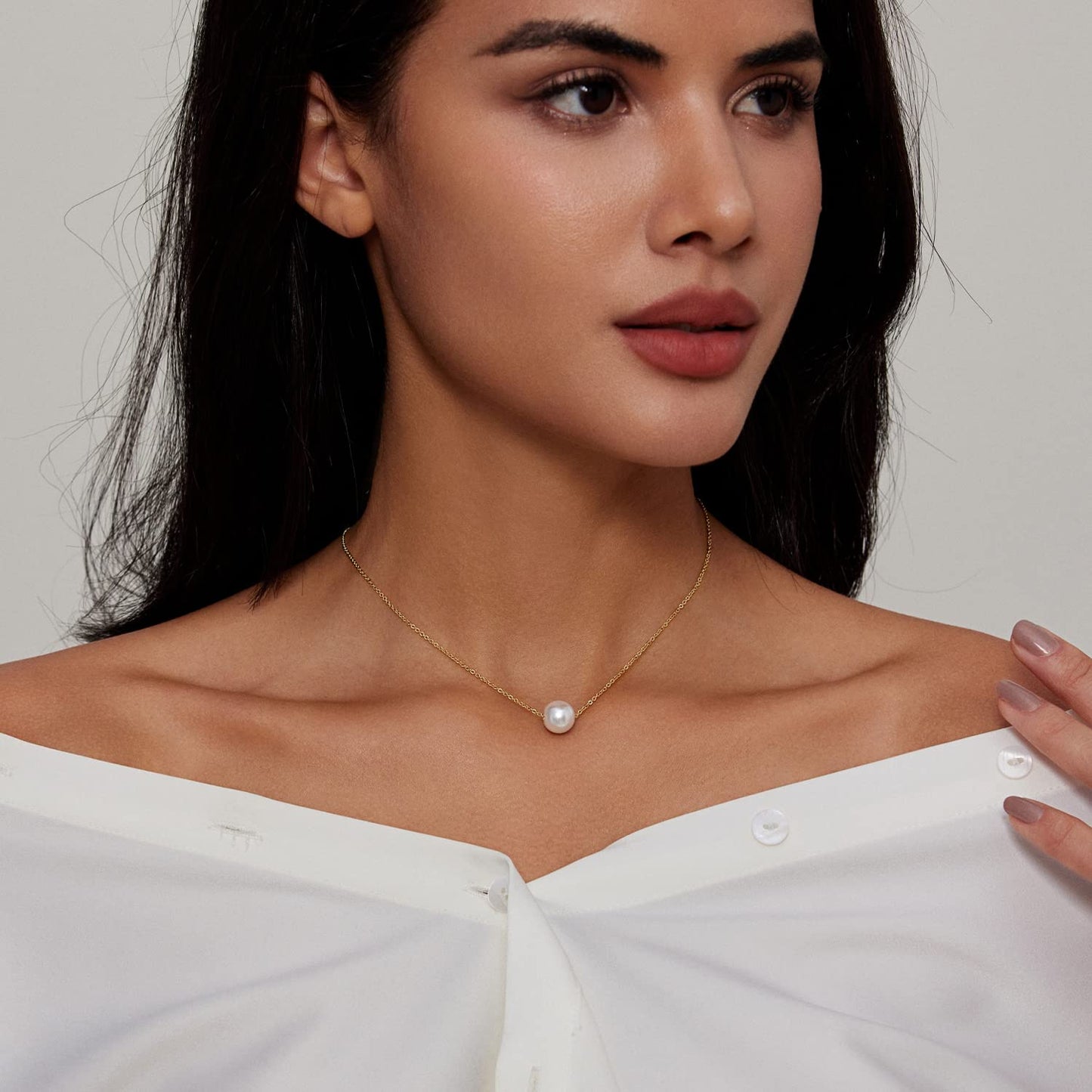Zeffy Pearl Necklaces for Women, 18K Gold Plated Single Pearl Choker Necklace Pendant Simple Handmade Pearl Chain for Girls Women Everyday Jewelry Gifts