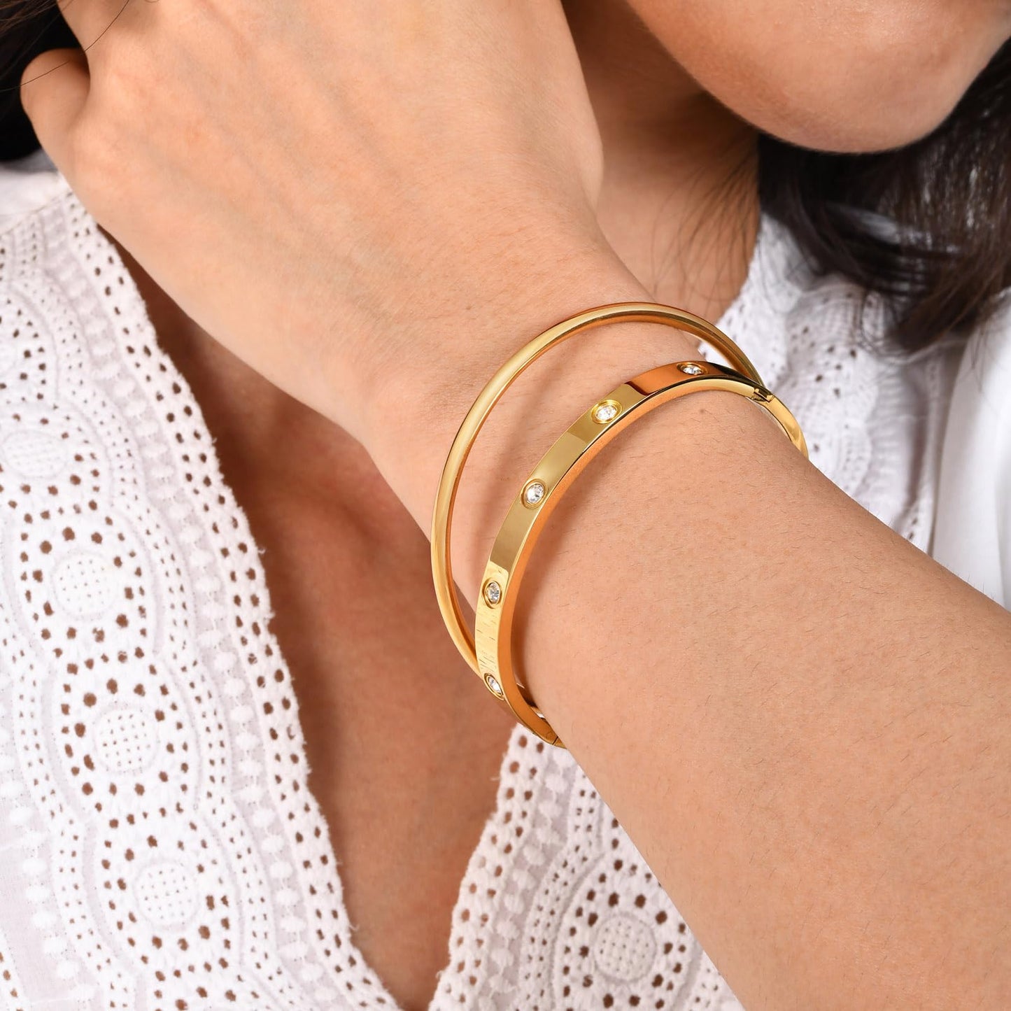 MPRAINBOW Gold Bracelets for Women, 2Pcs 18K Gold Plated Cubic Zirconia Bangle Crystal Friendship Bracelet Jewelry,Wedding Party Christmas Birthday Gift for Girlfriend Sister Daughter