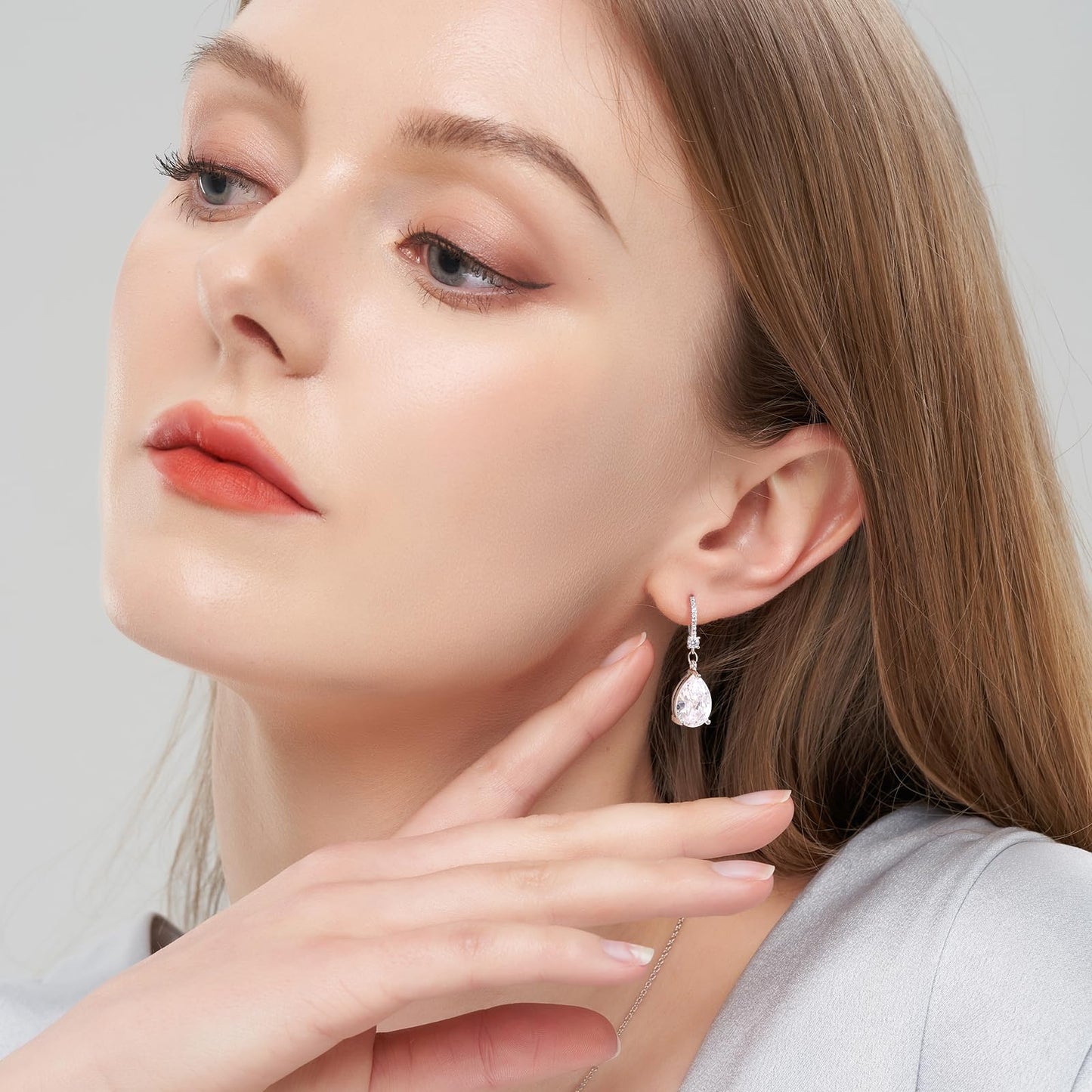 BAMIKI Sterling Silver Teardrop Leverback Dangle Earrings for Women Hypoallergenic, 10×14mm Pear Birthstone Cubic Zircon Drop Earrings Trendy Jewelry Gifts for Wife Daughter Mother